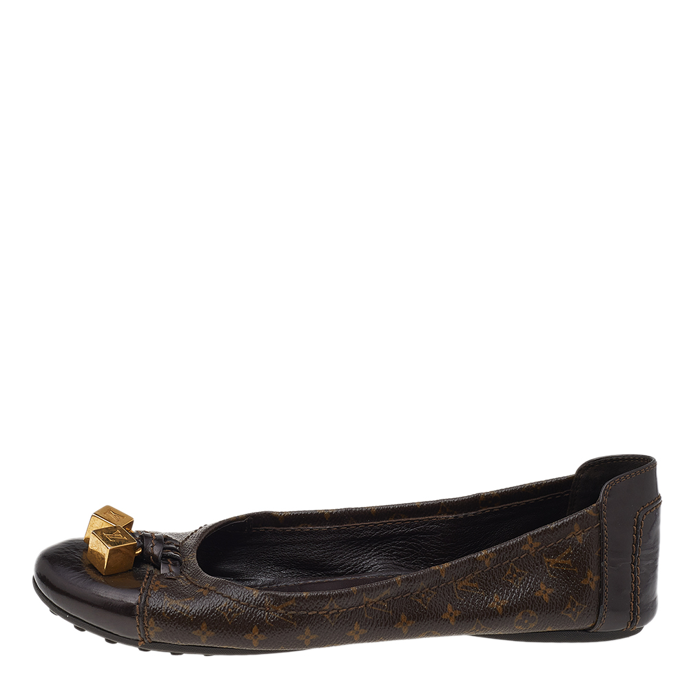 

Louis Vuitton Monogram Canvas And Patent Leather Cap Toe Lovely Ballet Flats Size, Brown