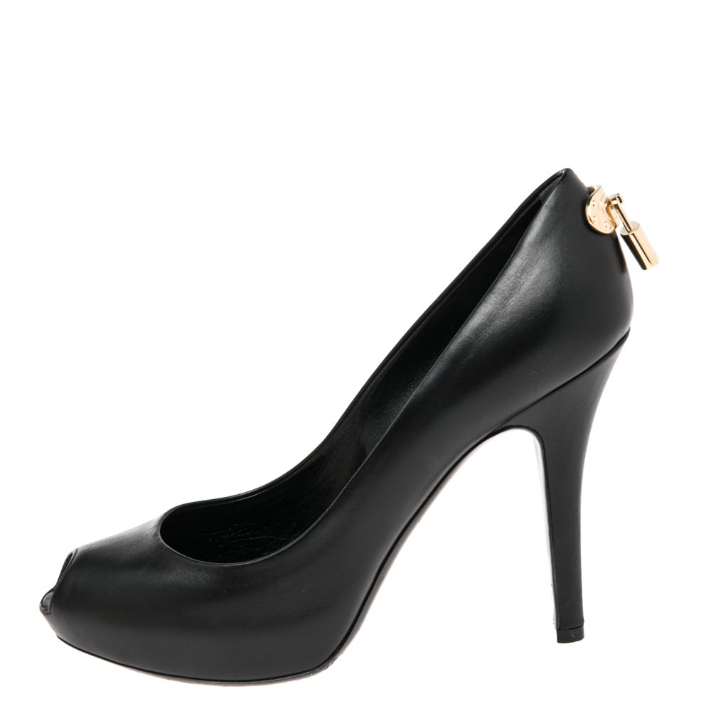 

Louis Vuitton Black Leather Oh Really! Peep Toe Pumps