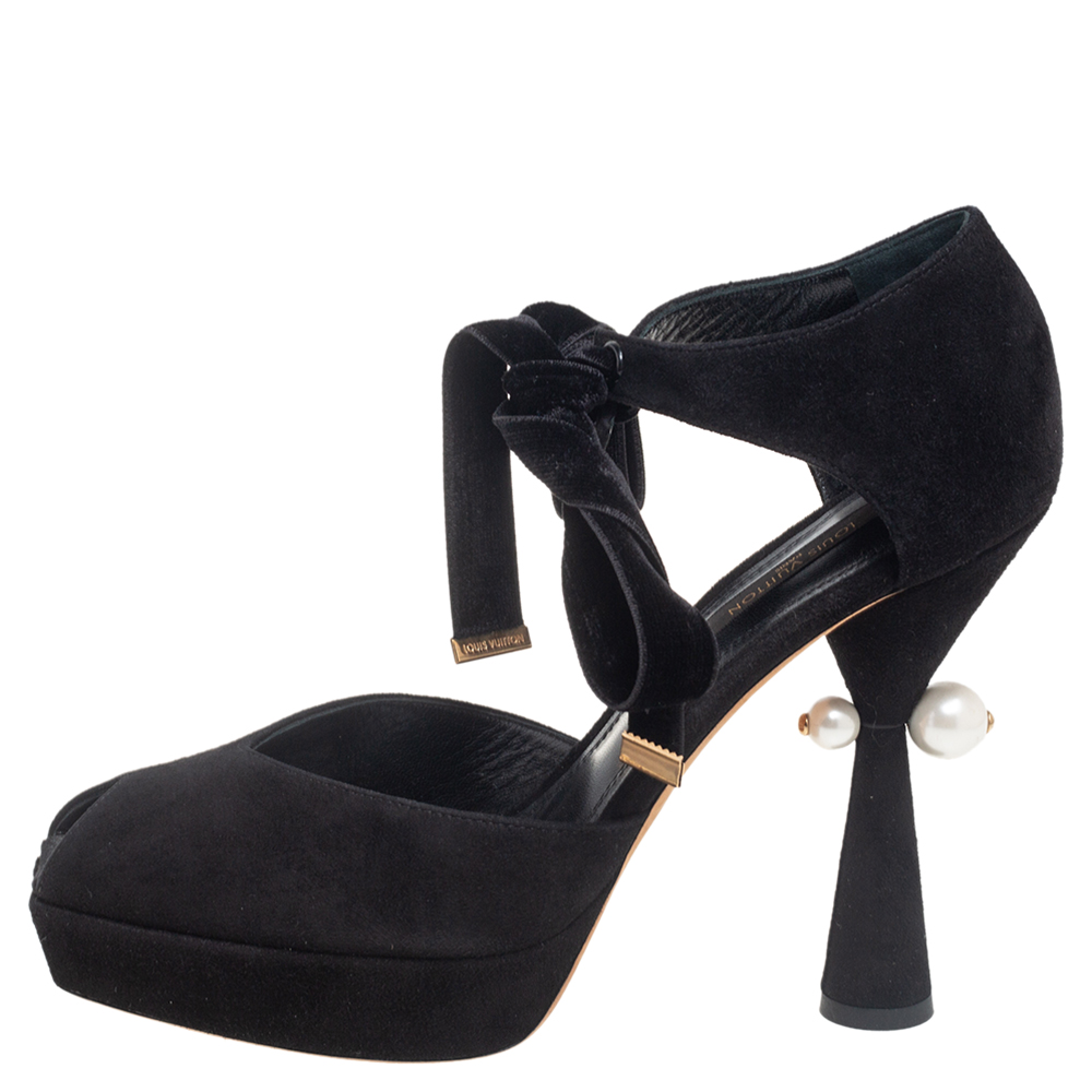 

Louis Vuitton Black Suede Pearl Embellished Heel Peep-toe Pumps Size