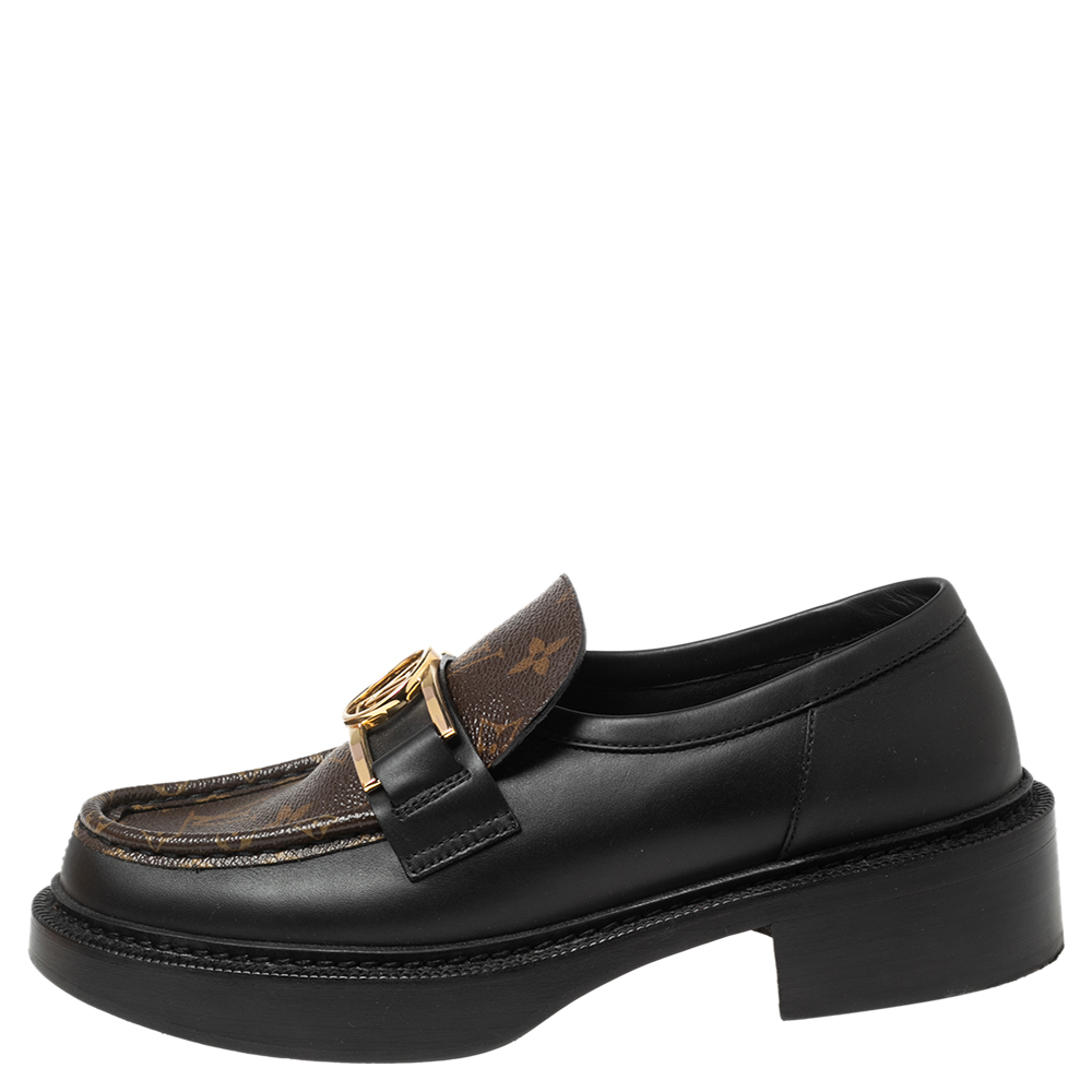 

Louis Vuitton Black Leather and Monogram Canvas Academy Loafers Size