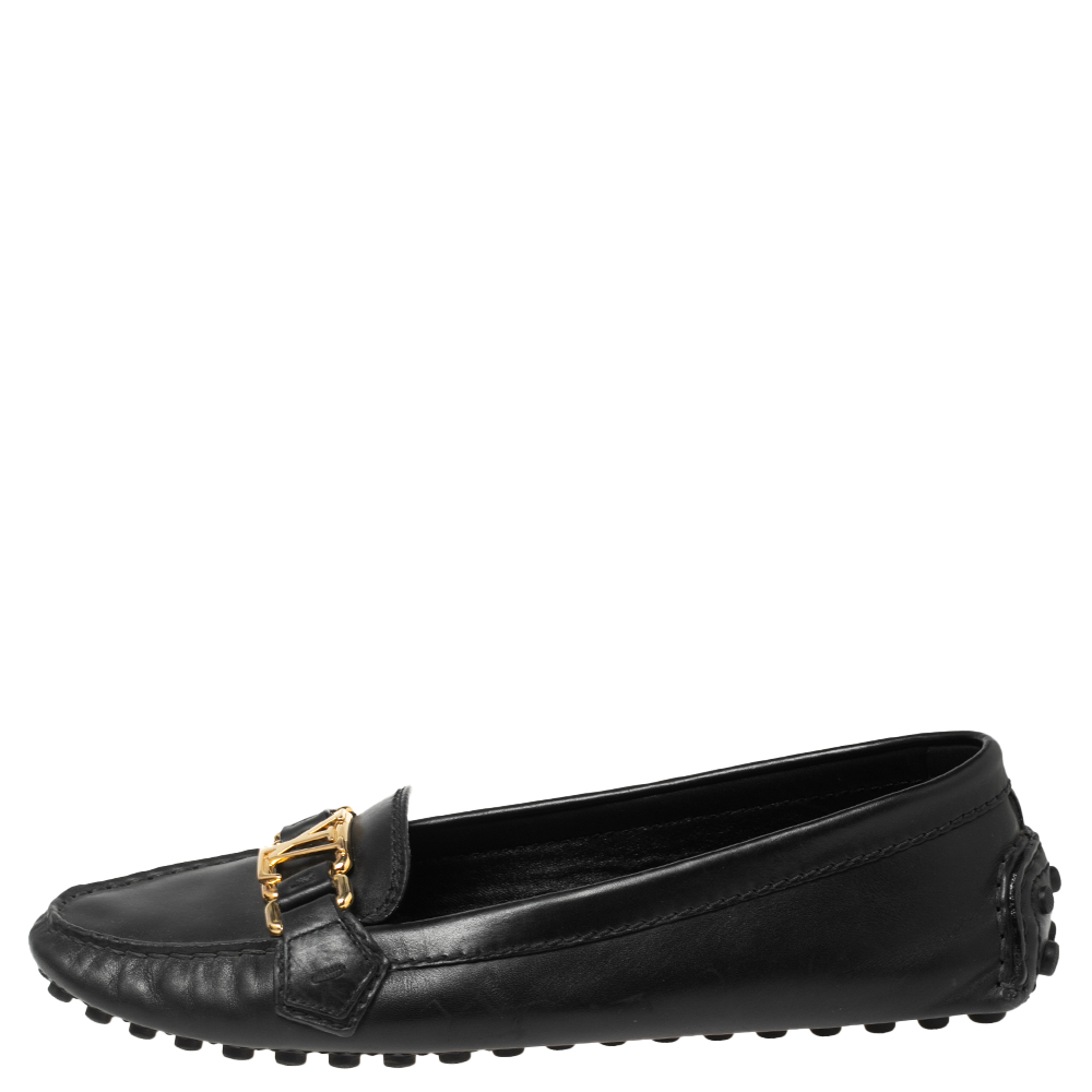 

Louis Vuitton Black Leather Oxford Slip-On Loafers Size