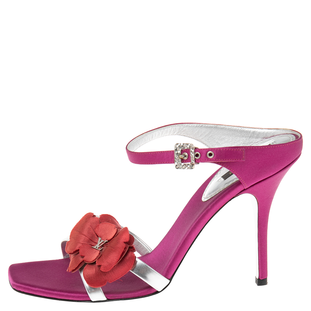 

Louis Vuitton Magenta/Silver Satin and Leather Flower Applique Strap Sandals Size