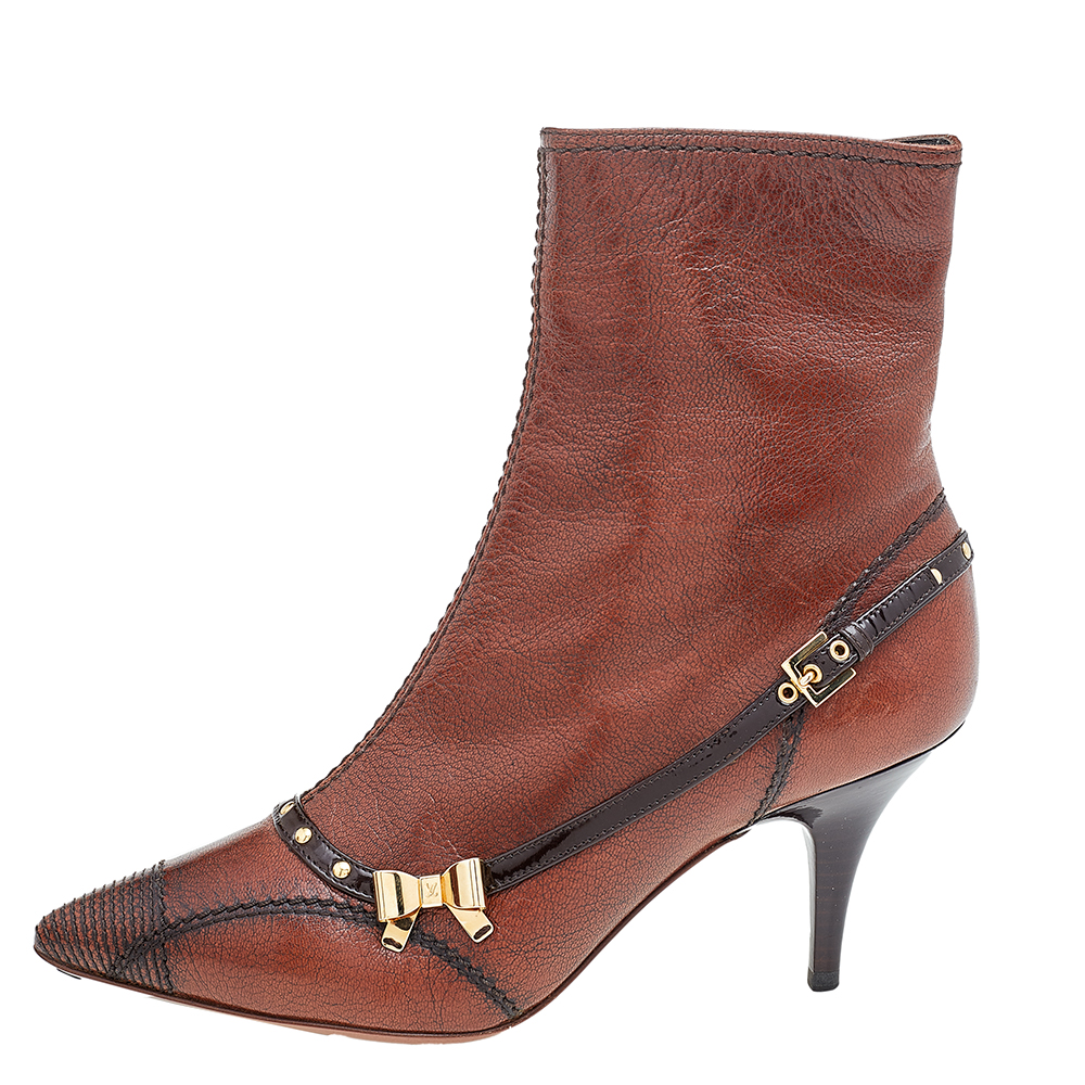 

Louis Vuitton Brown Leather Ankle Length Boots Size