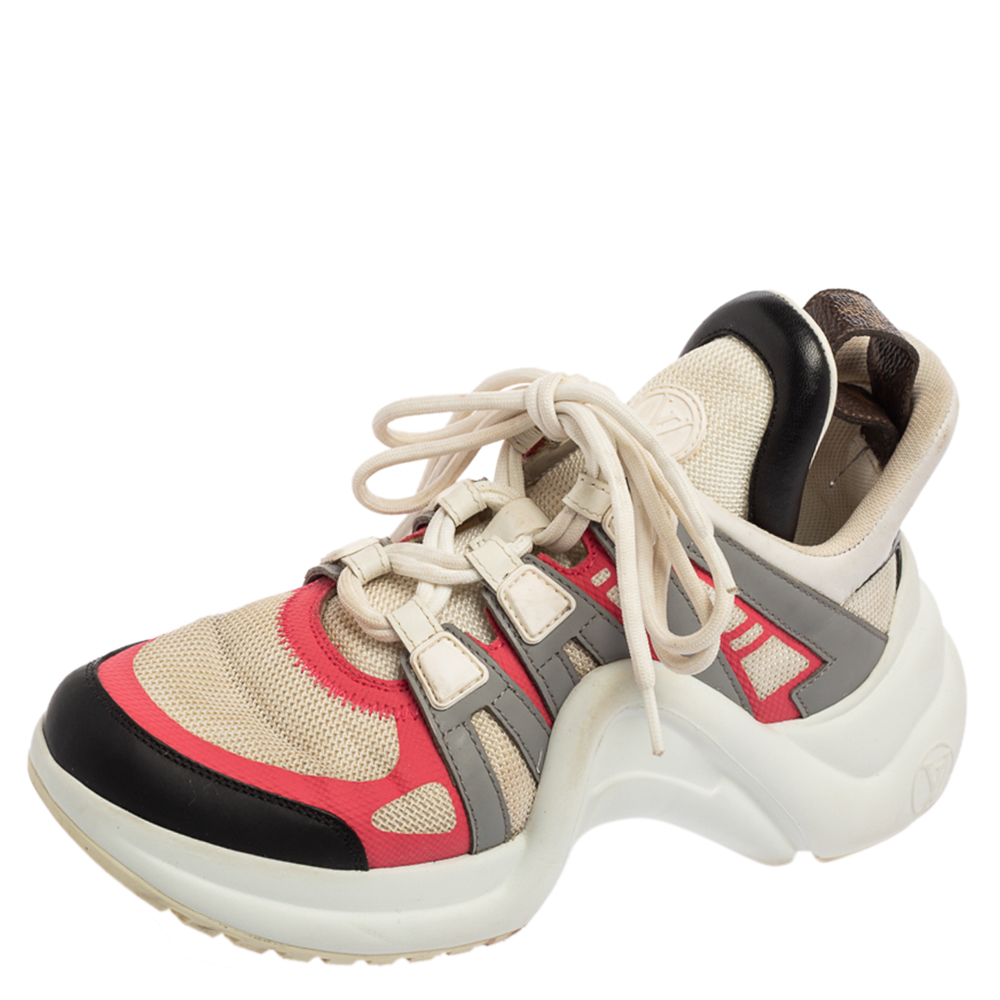 Designed to provide comfort these Archlight sneakers from the House of Louis Vuitton are super trendy and stunning. They are crafted using multicolored mesh and leather on the exterior with lace up details on the vamps. They come with a comfortable fabric lining. These LV sneakers are truly worth the buy