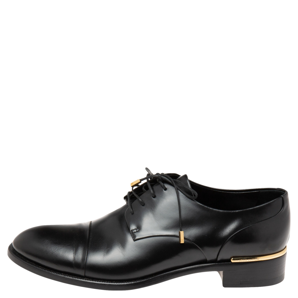 

Louis Vuitton Black Leather Lace-Up Derby Size