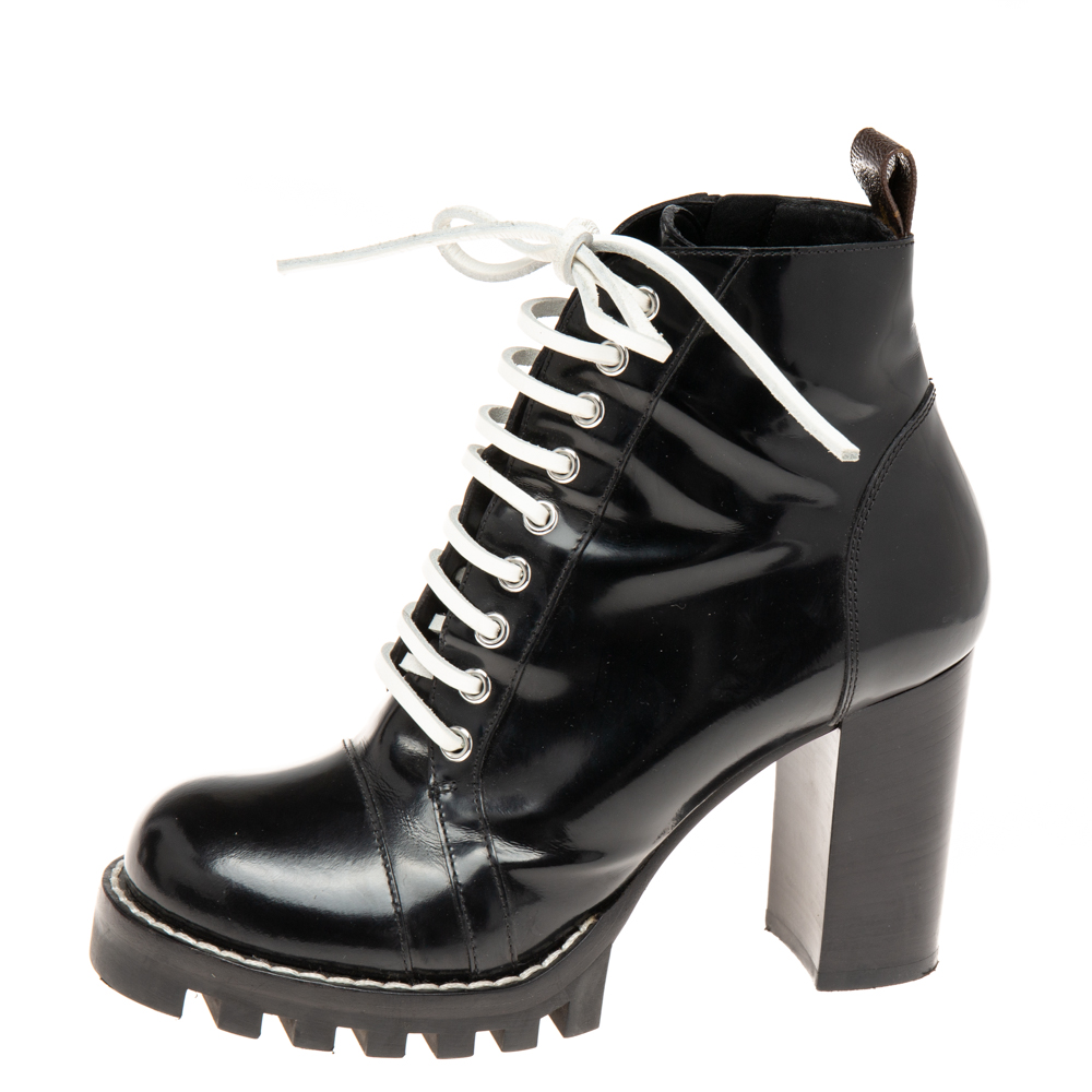 

Louis Vuitton Black Patent Leather Star Trail Block Heel Boots Size
