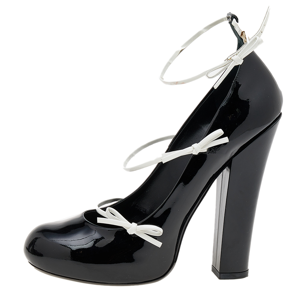 

Louis Vuitton Black/White Patent Leather Fetish Block Heel Pumps Size