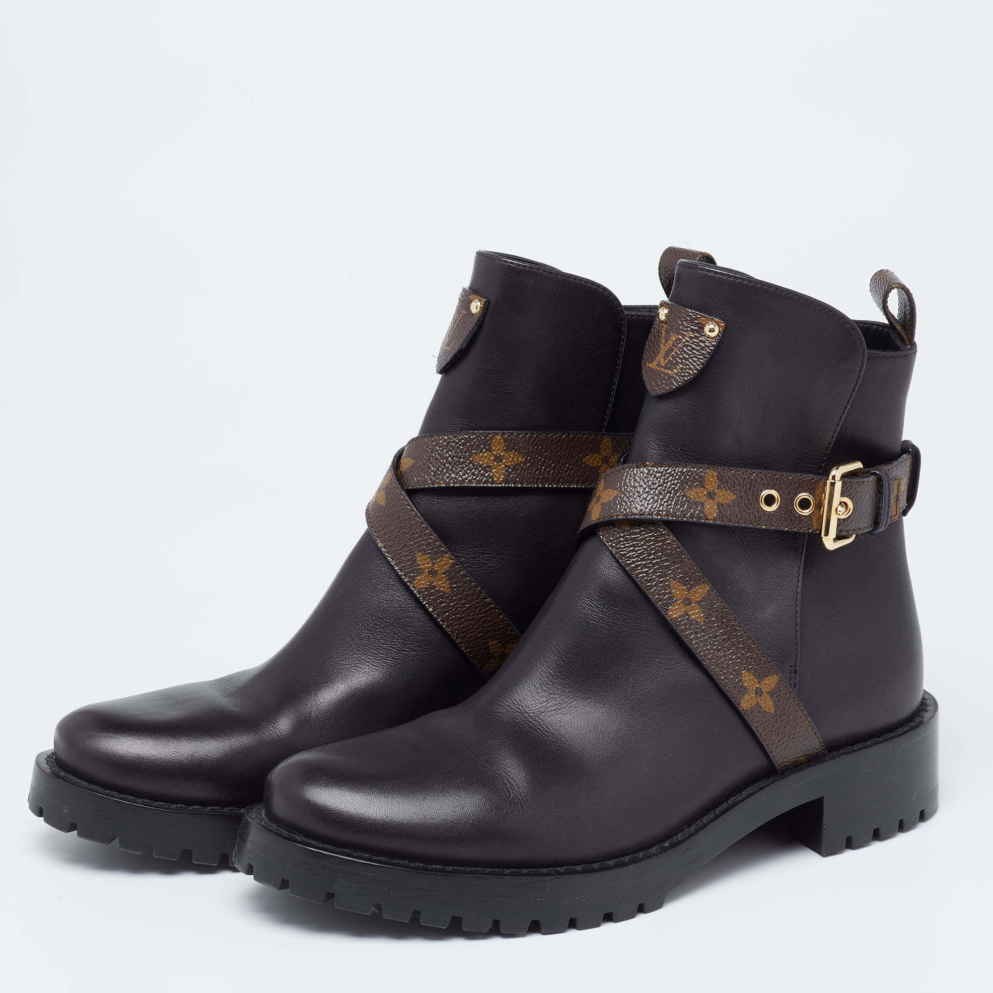 

Louis Vuitton Black/Brown Leather And Monogram Canvas Discovery Ankle Boots Size