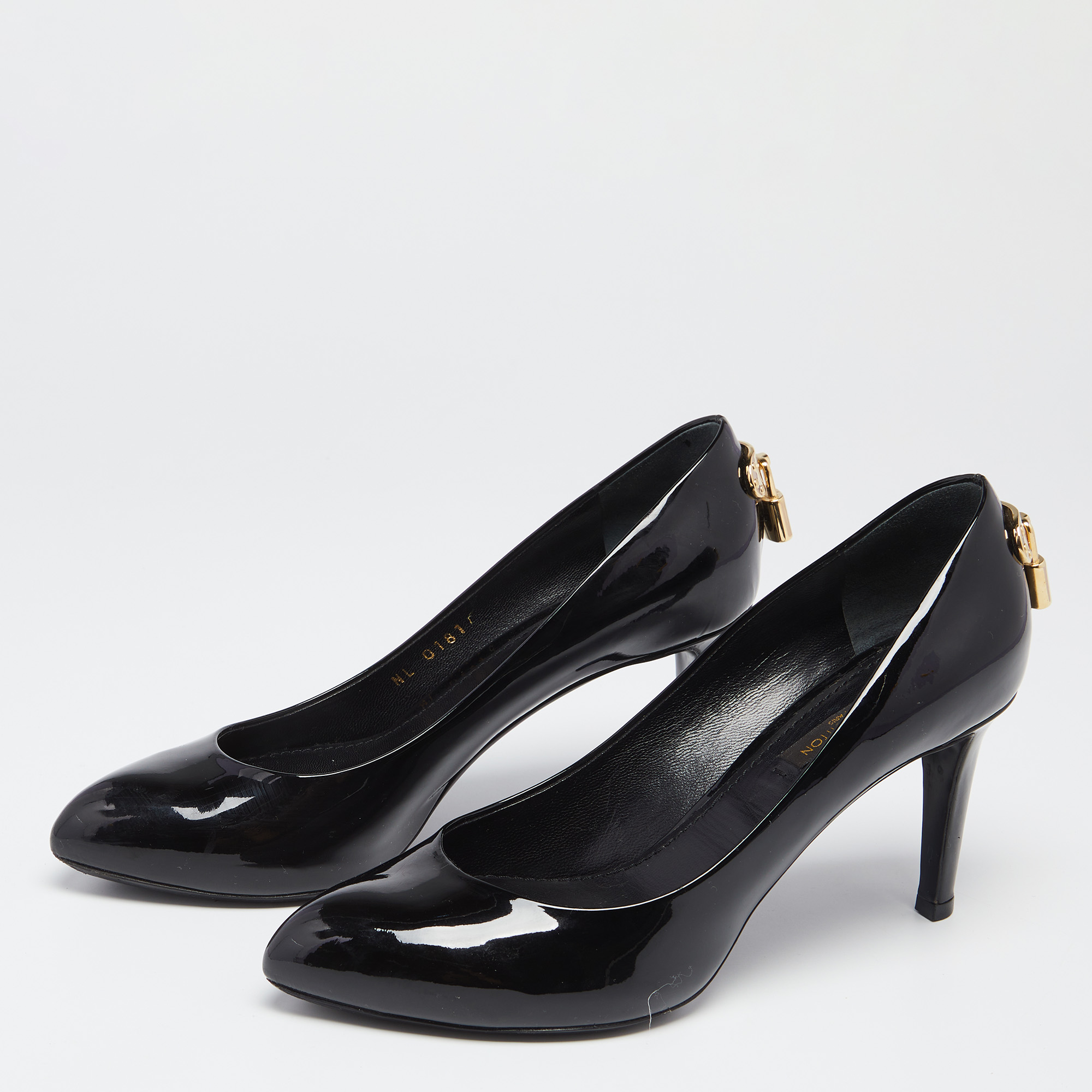 

Louis Vuitton Black Patent Leather Oh Really! Pumps Size