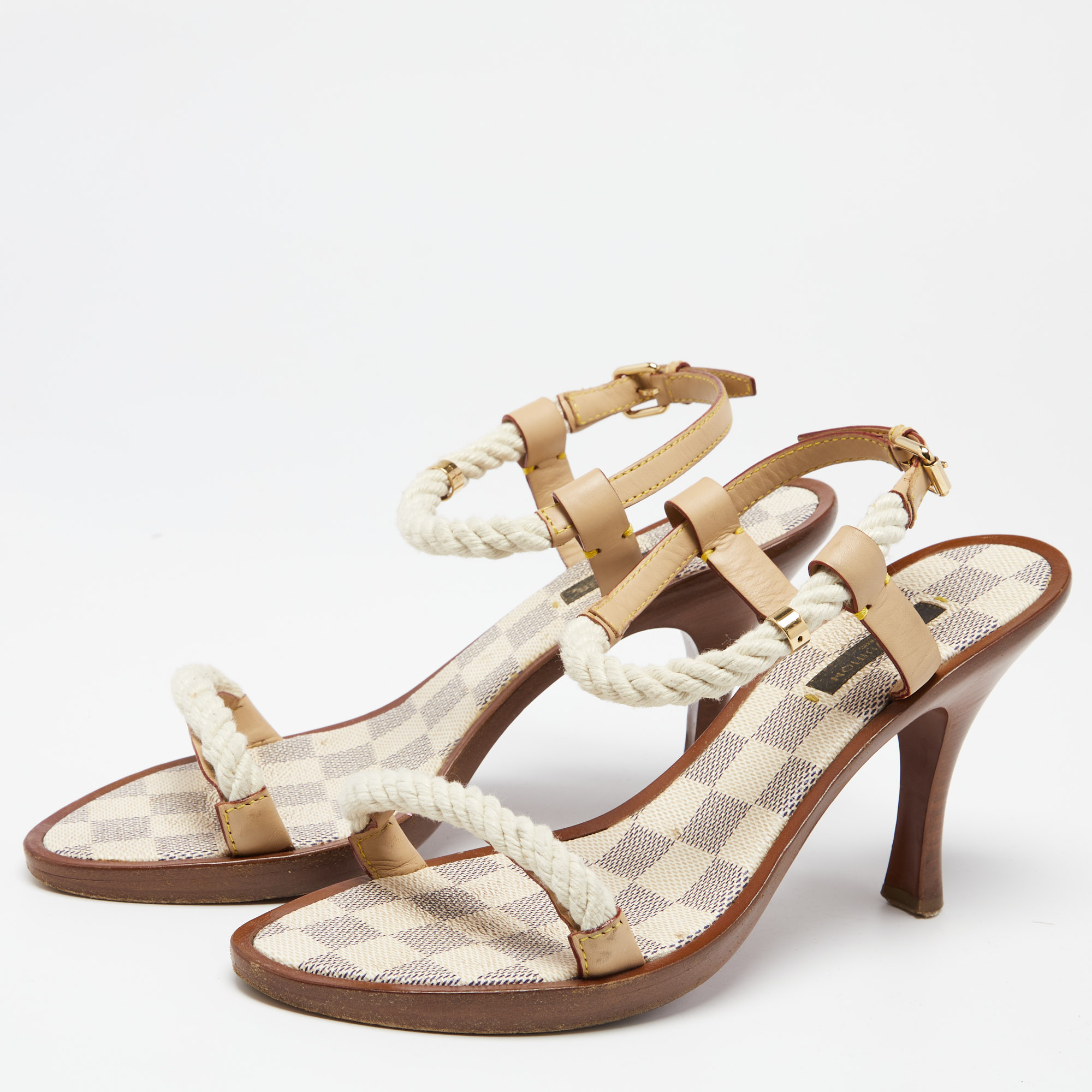 

Louis Vuitton White Rope and Leather Cord Sandals Size