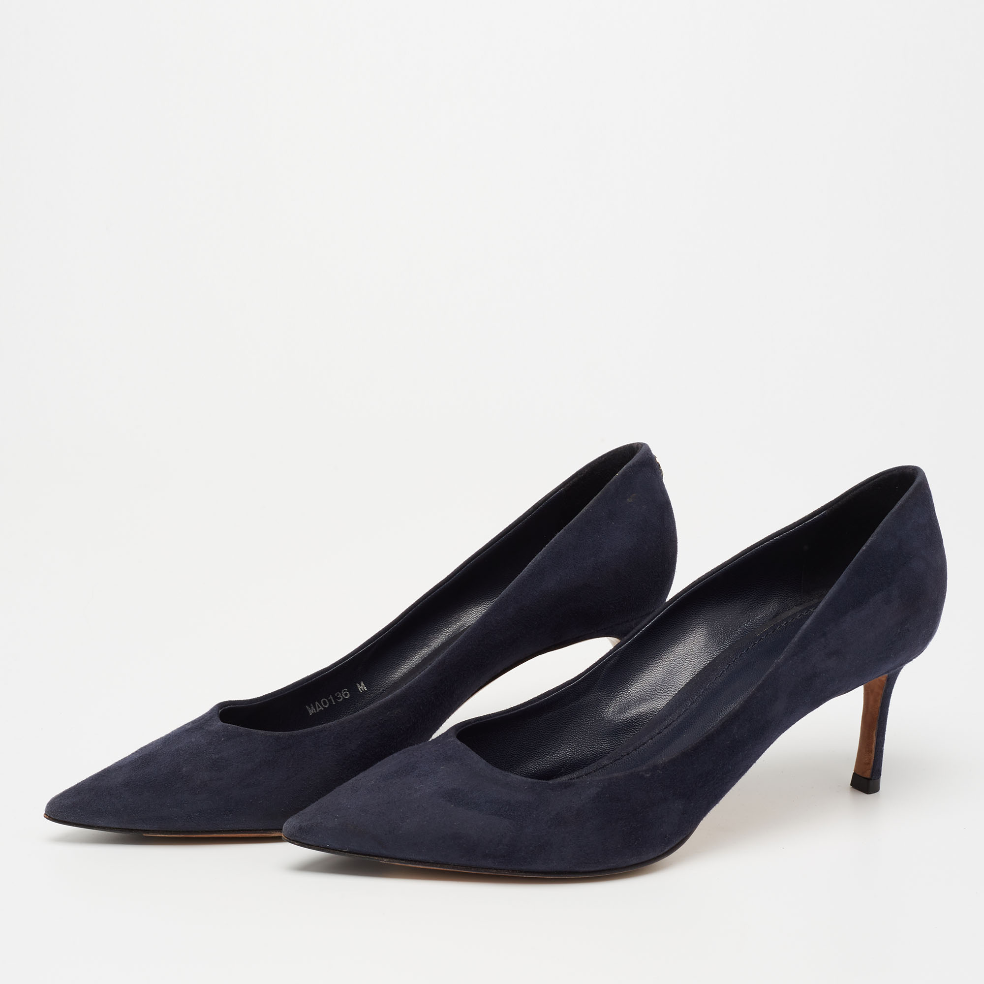 

Louis Vuitton Navy Blue Suede Pointed Toe Pumps Size