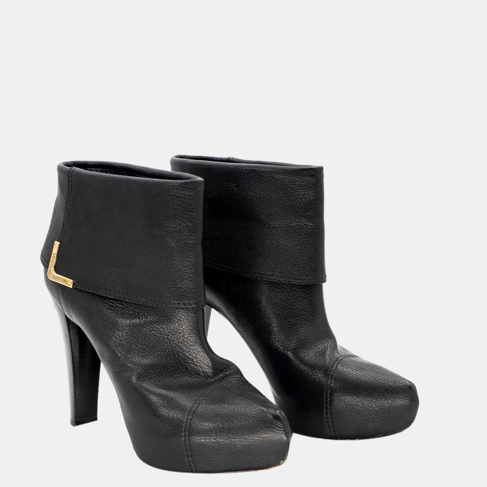 

Louis Vuitton Black Leather Ankle Boots Size EU