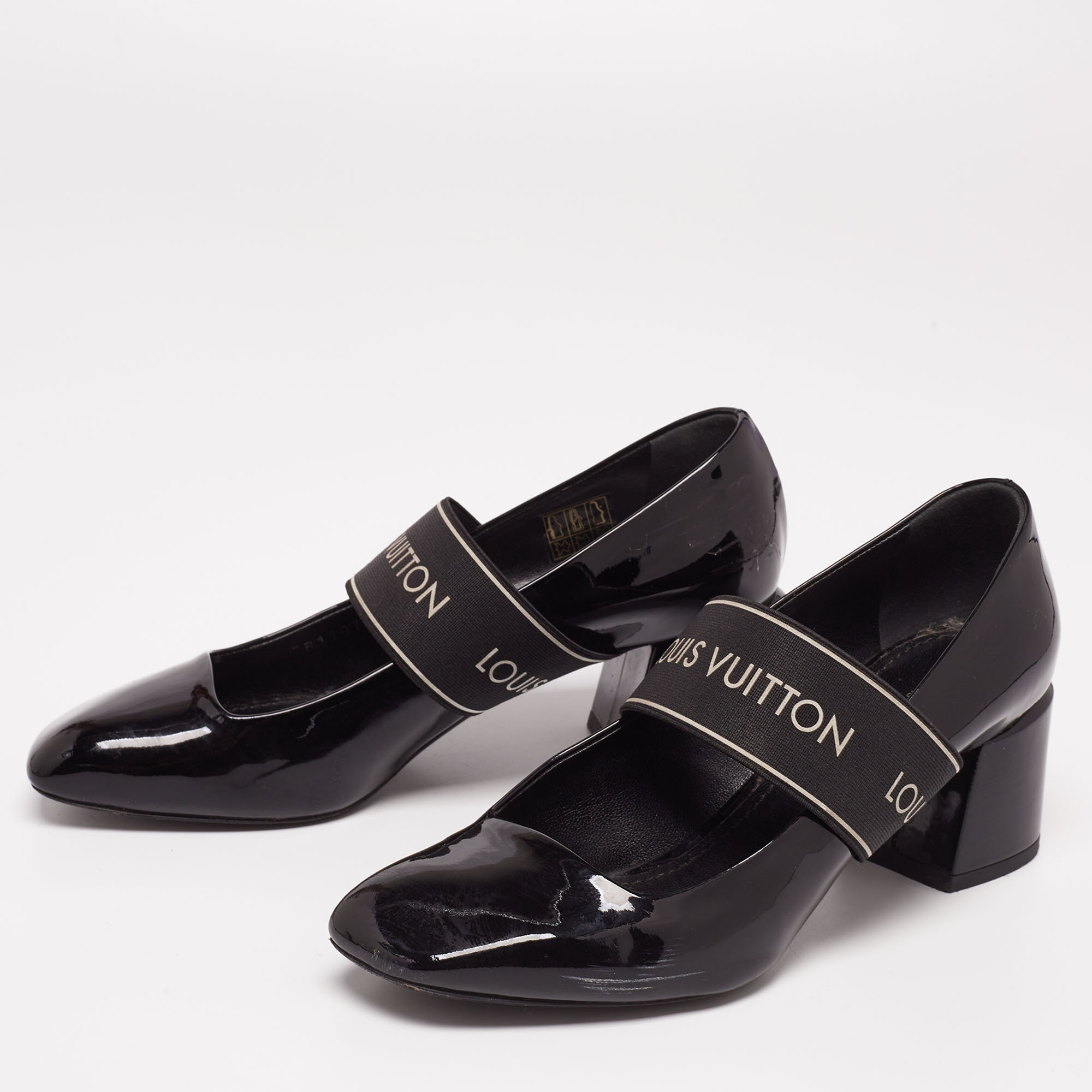 

Louis Vuitton Black Patent Leather Uncover Pumps Size