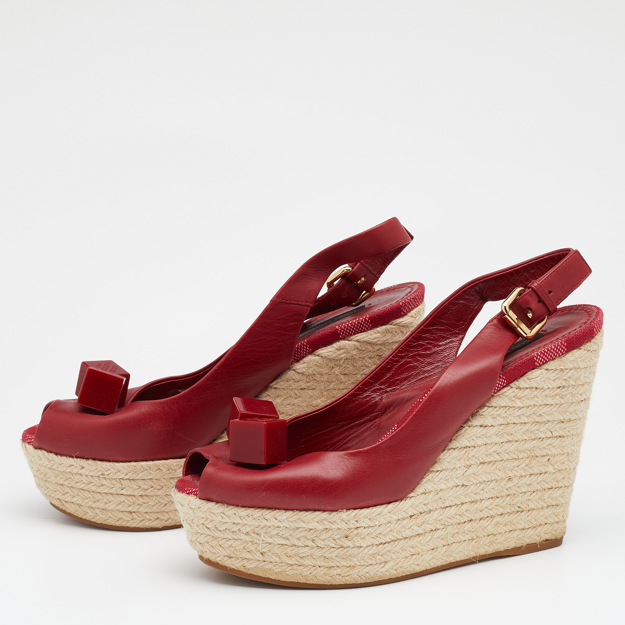 

Louis Vuitton Red Leather Gossip Cube Embellished Espadrille Wedge Peep Toe Slingback Sandals Size