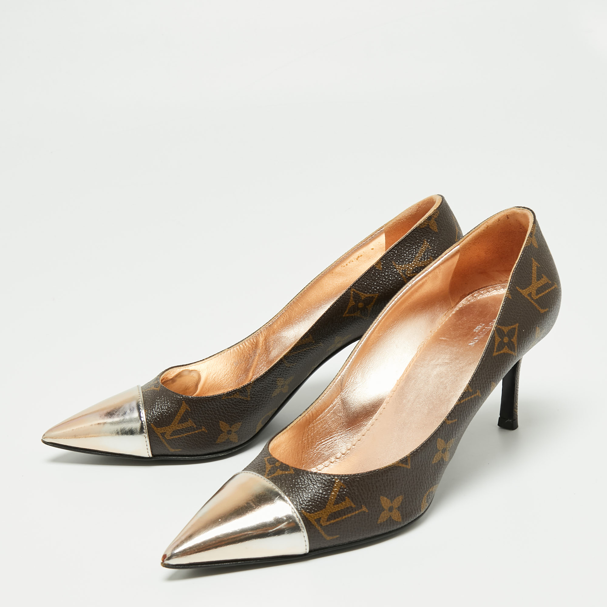 

Louis Vuitton Silver/Black Monogram Canvas Cap Pointed Toe Pumps Size, Brown