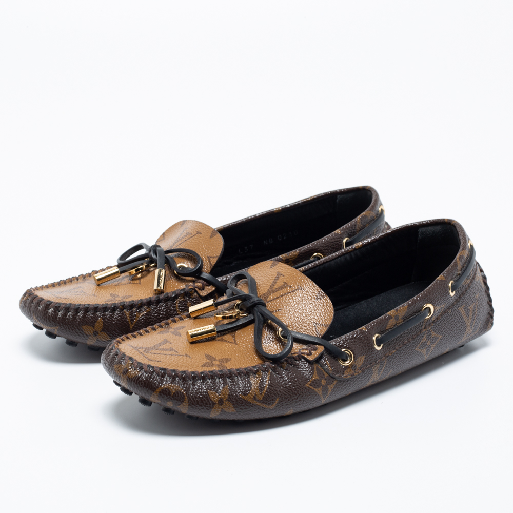 

Louis Vuitton Brown Monogram Canvas Gloria Flat Loafers Size