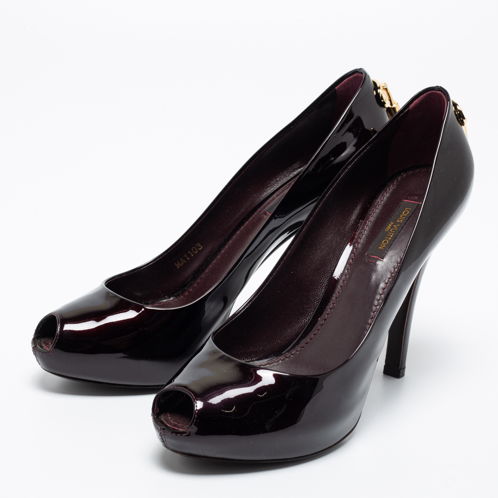 

Louis Vuitton Black Patent Leather Oh Really! Pumps Size