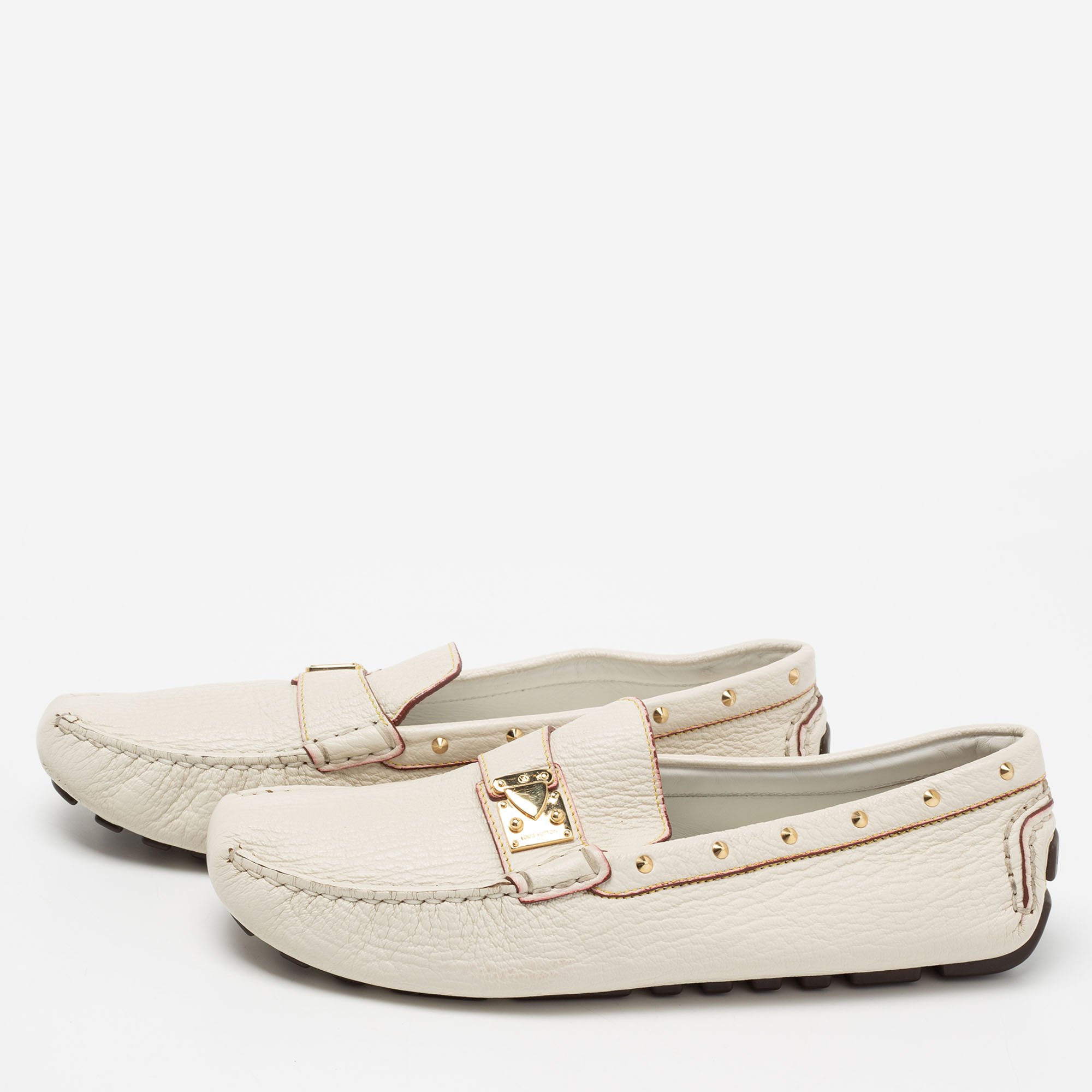 

Louis Vuitton Off White Leather S Lock Slip On Loafers Size