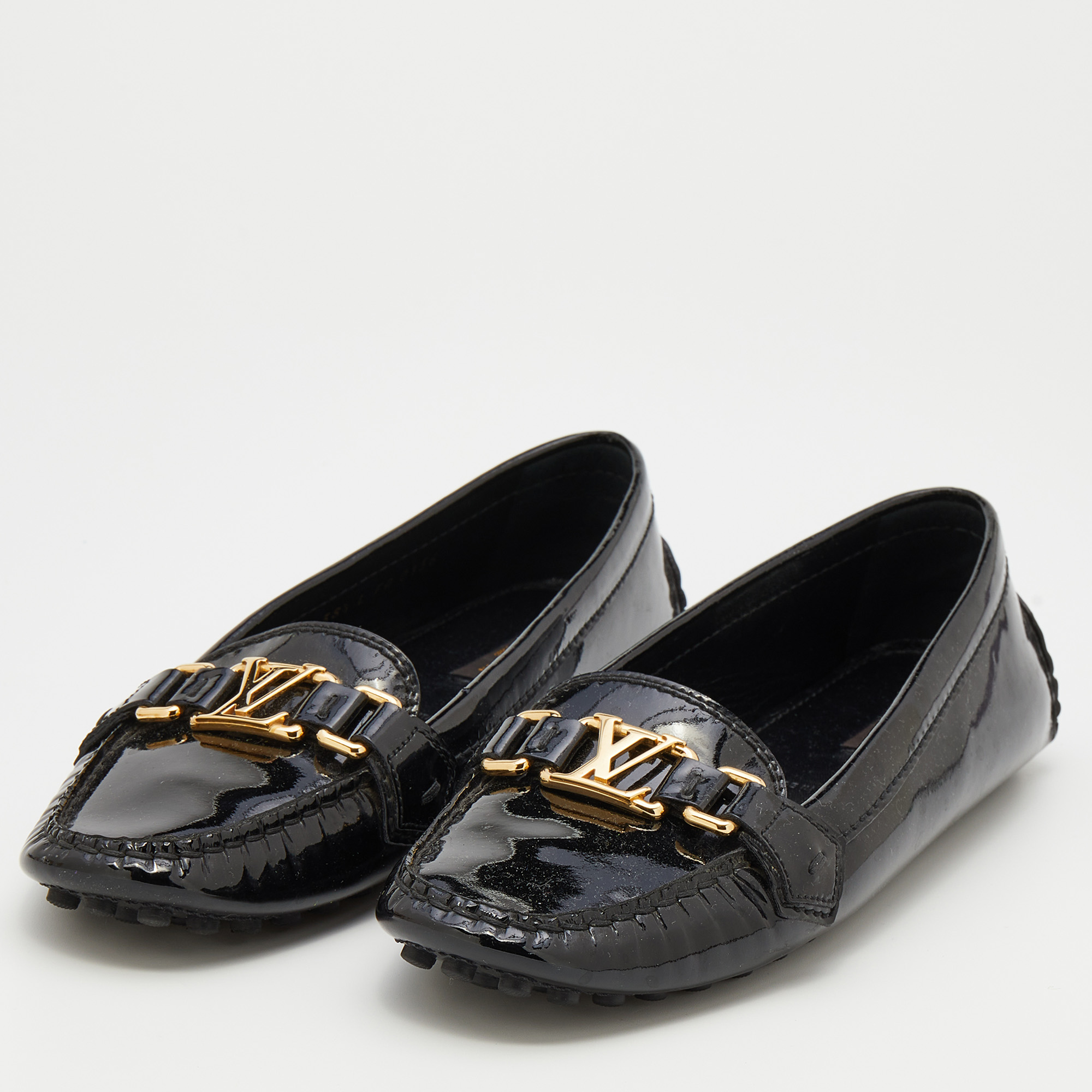 

Louis Vuitton Black Patent Leather Oxford Slip On Loafers Size