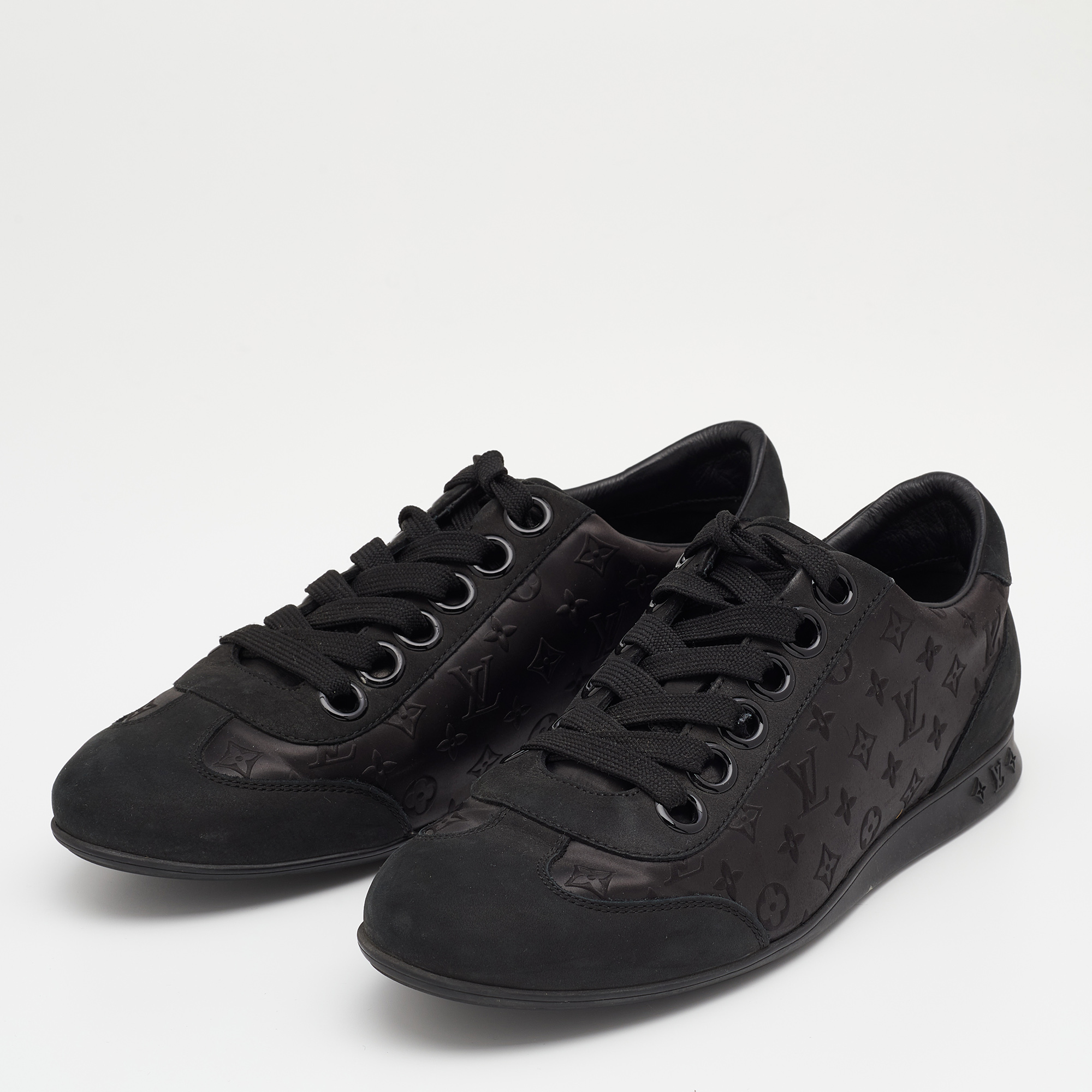 

Louis Vuitton Black Monogram Satin And Leather Lace Up Sneakers Size, Red