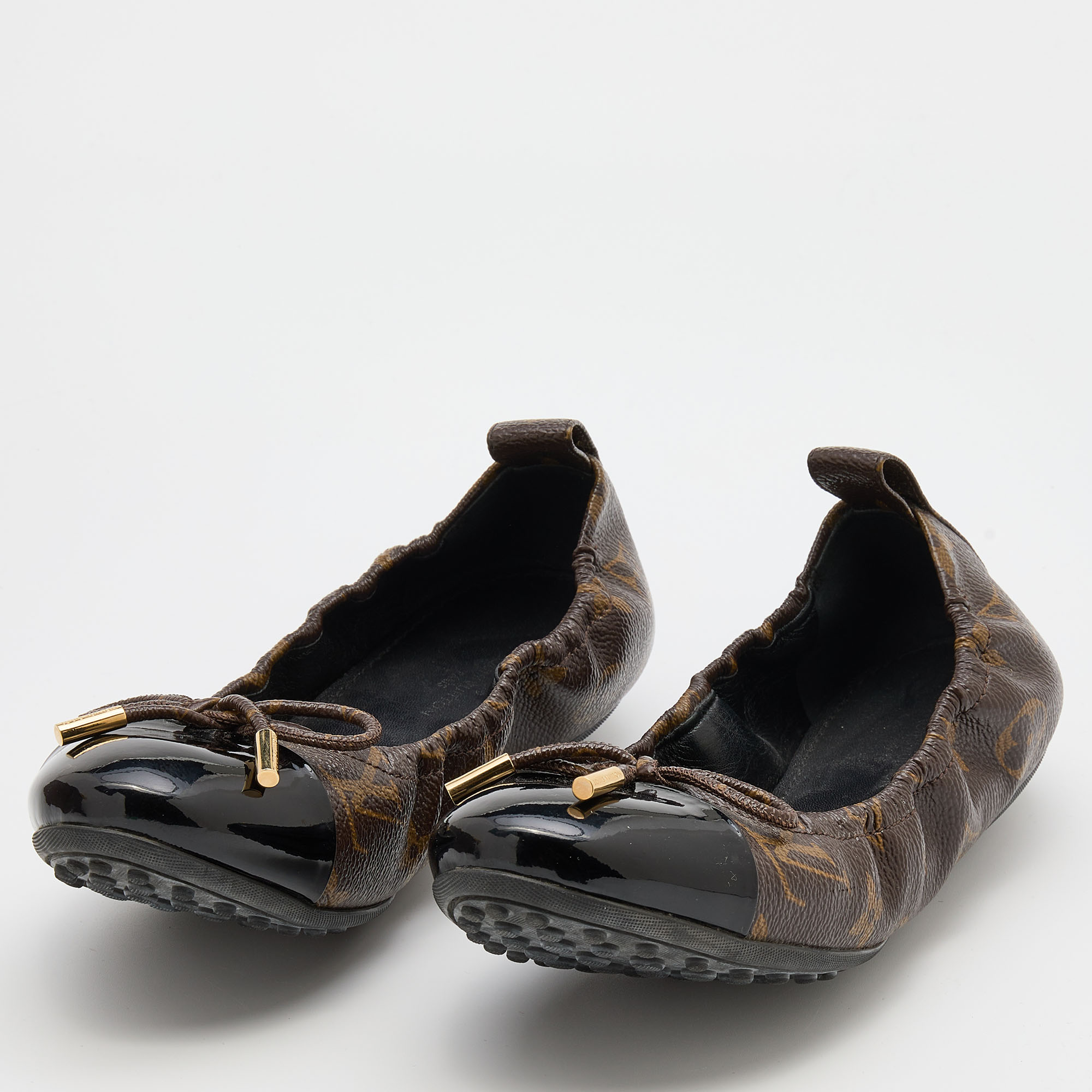 

Louis Vuitton Black Monogram Canvas and Patent Leather Flirty Ballet Flats Size, Brown