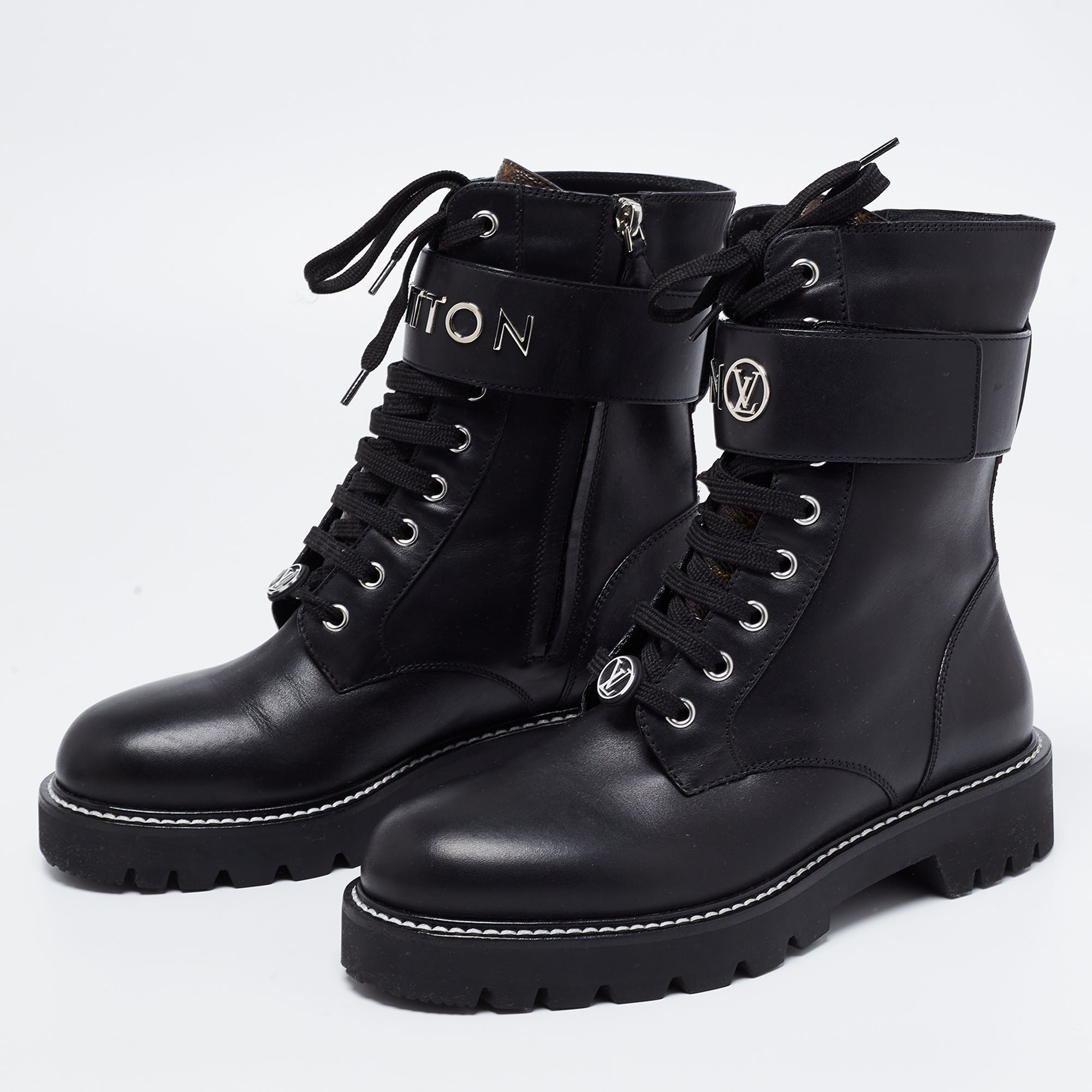 

Louis Vuitton Black Leather Ranger Ankle Length Boots Size