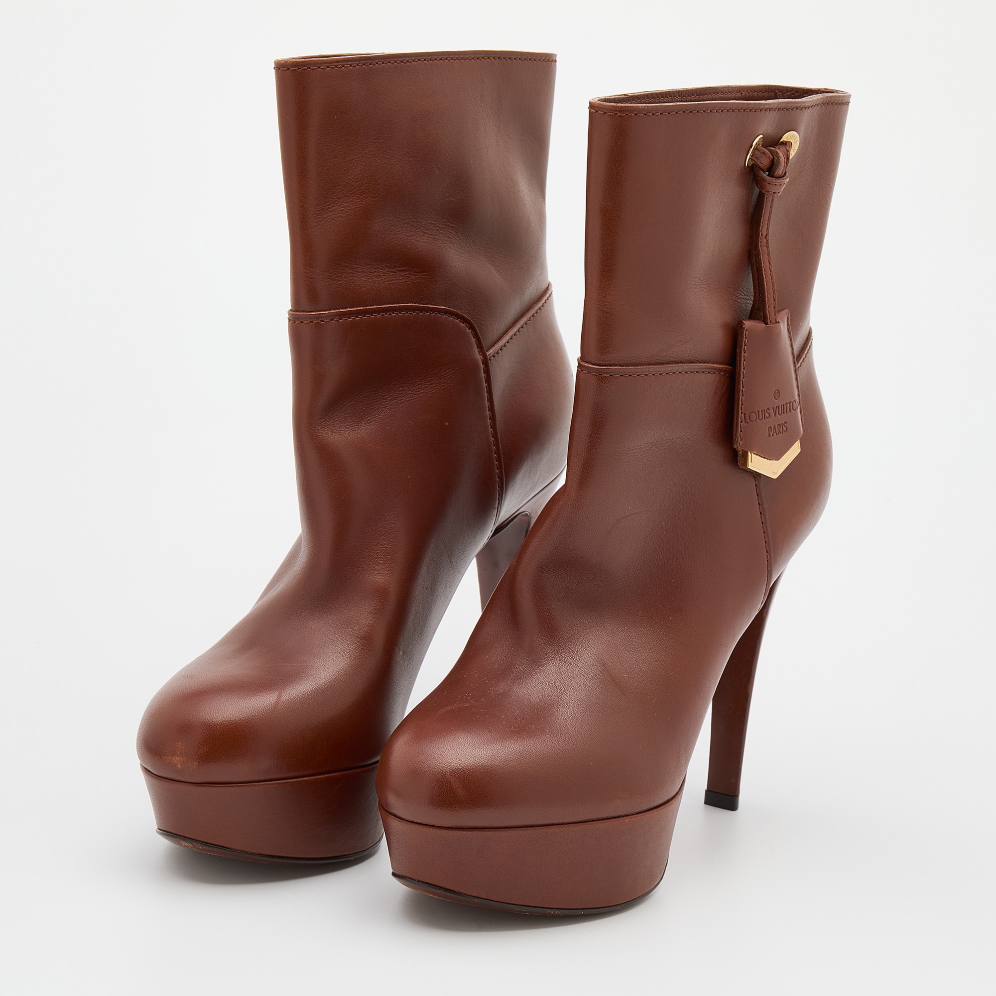 

Louis Vuitton Brown Leather Platform Ankle Length Boots Size