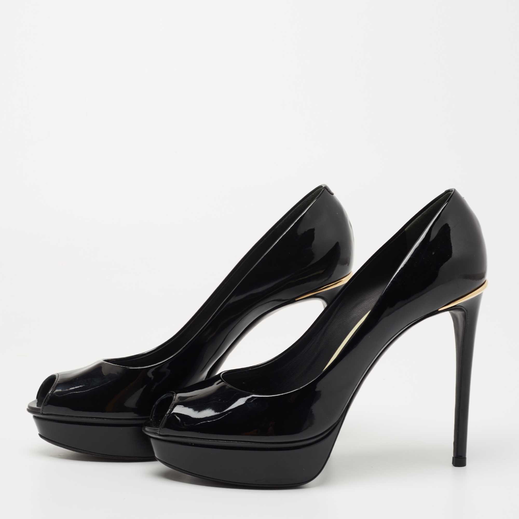 

Louis Vuitton Black Patent Leather Eyeline Pumps Size