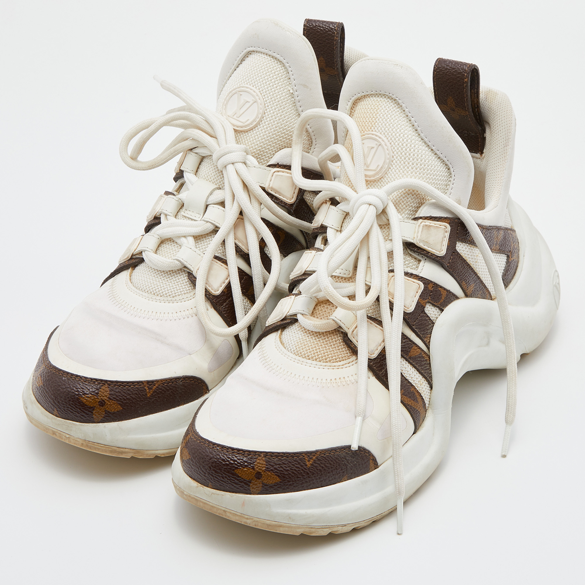 

Louis Vuitton White Leather and Monogram Canvas Archlight Sneakers Size