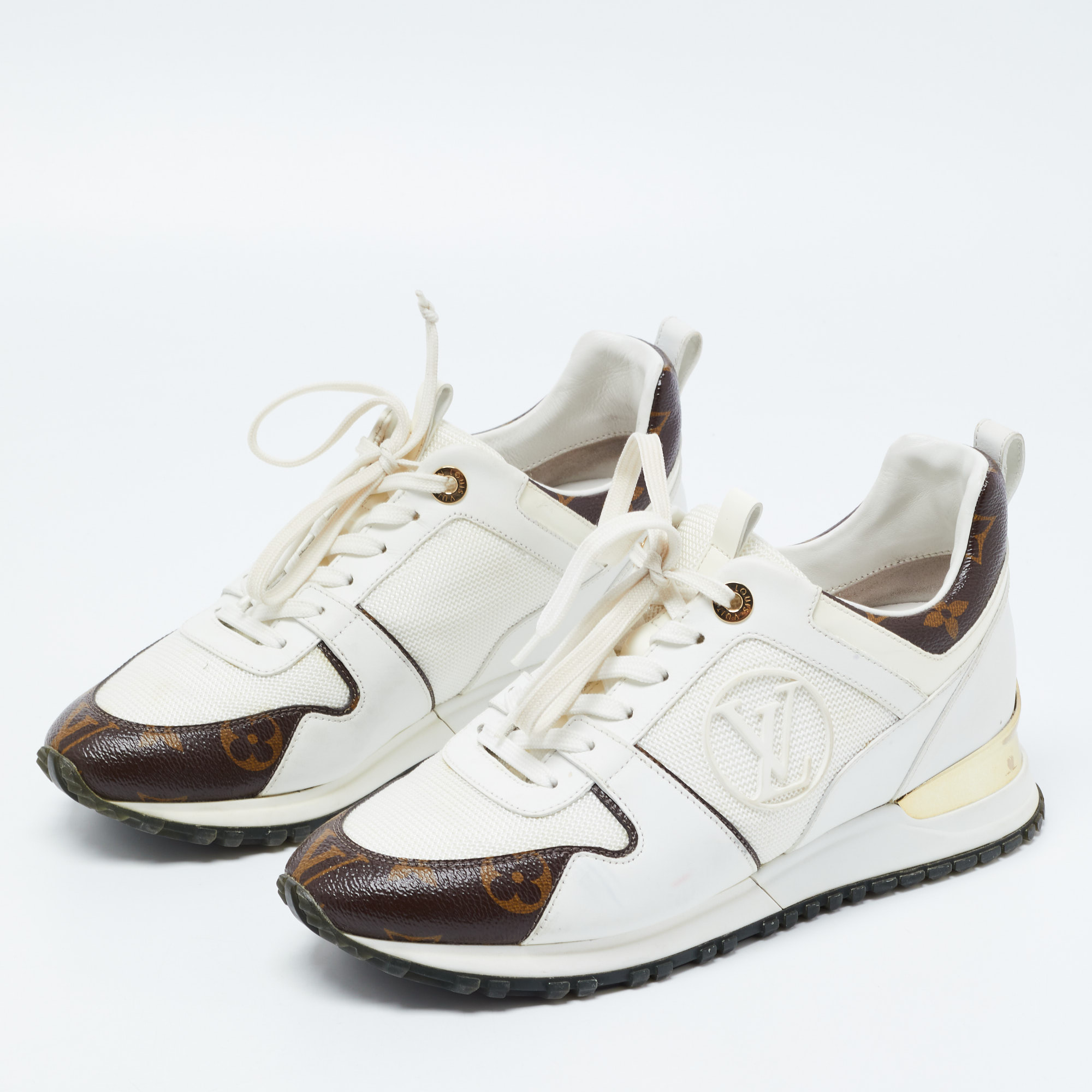 

Louis Vuitton White/Brown Canvas and Mesh Run Away Sneakers Size