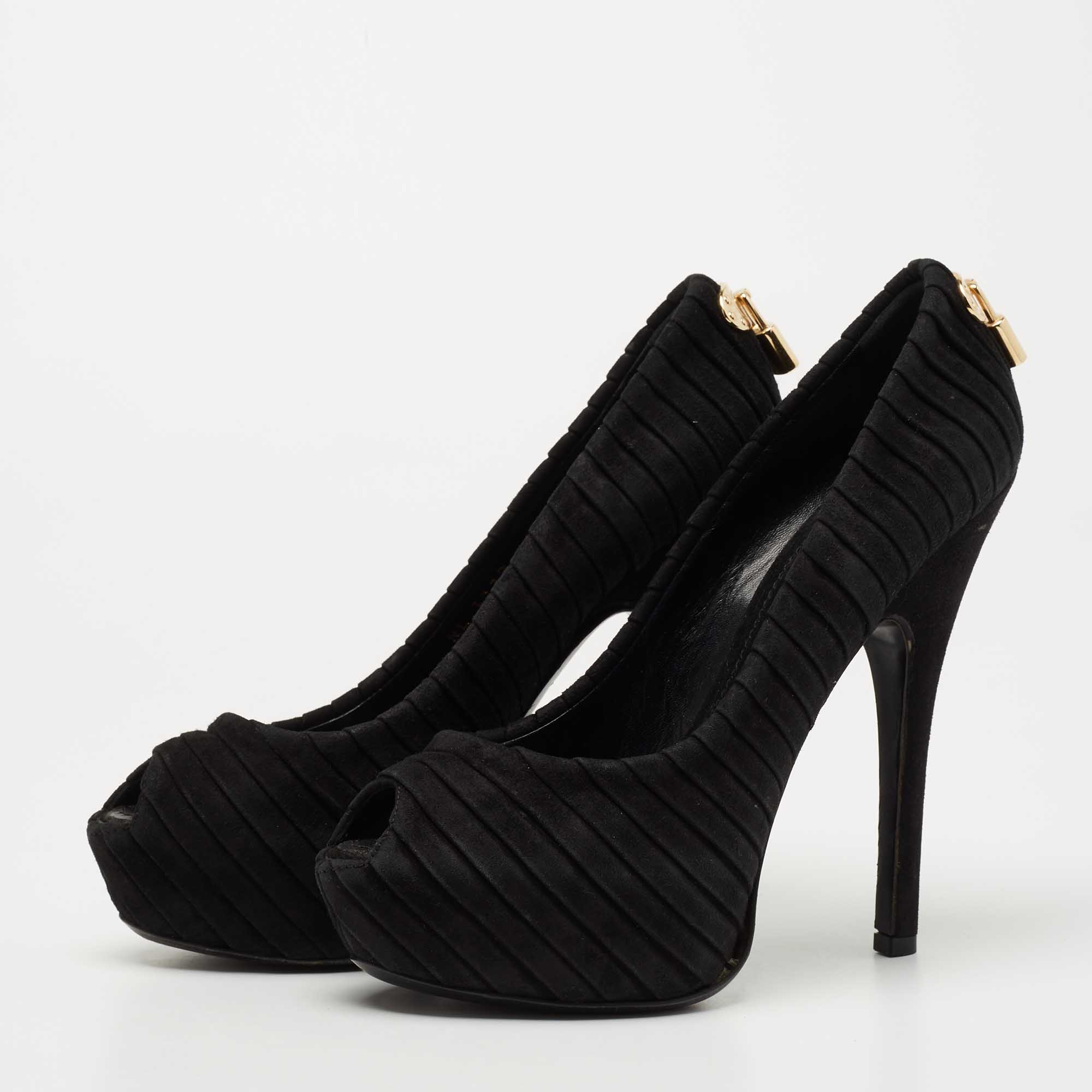 

Louis Vuitton Black Pleated Suede Oh Really! Peep Toe Pumps Size