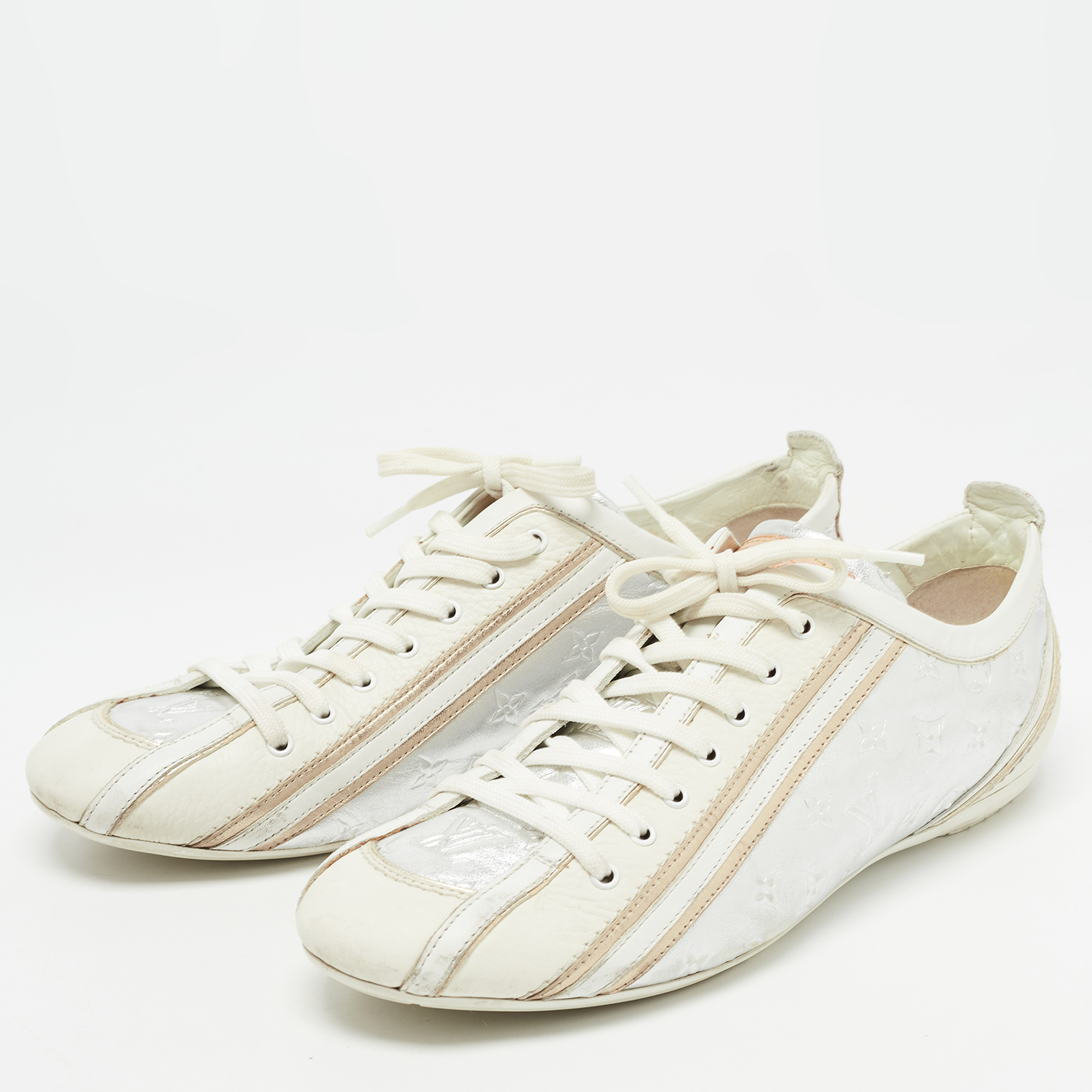 

Louis Vuitton Silver/White Monogram Canvas and Leather Lace Up Sneakers Size