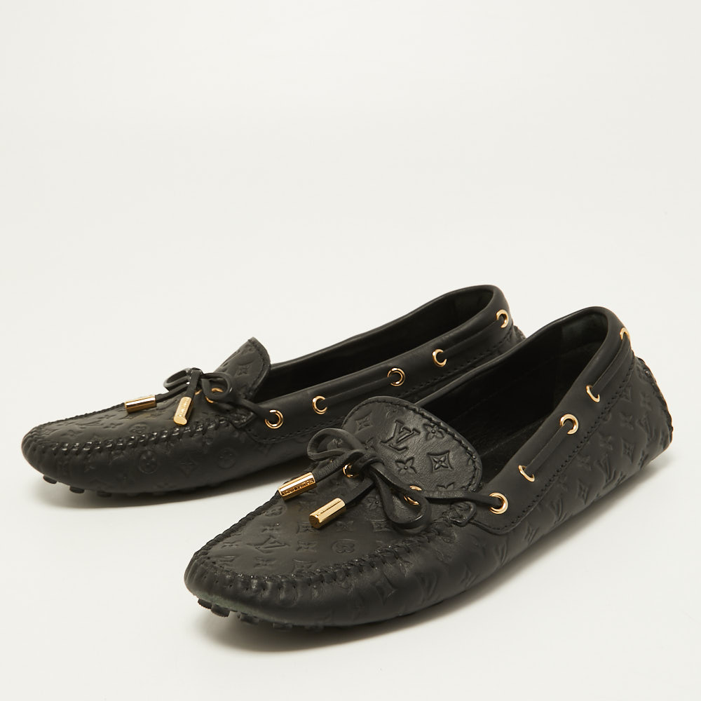 

Louis Vuitton Black Leather Gloria Loafers Size