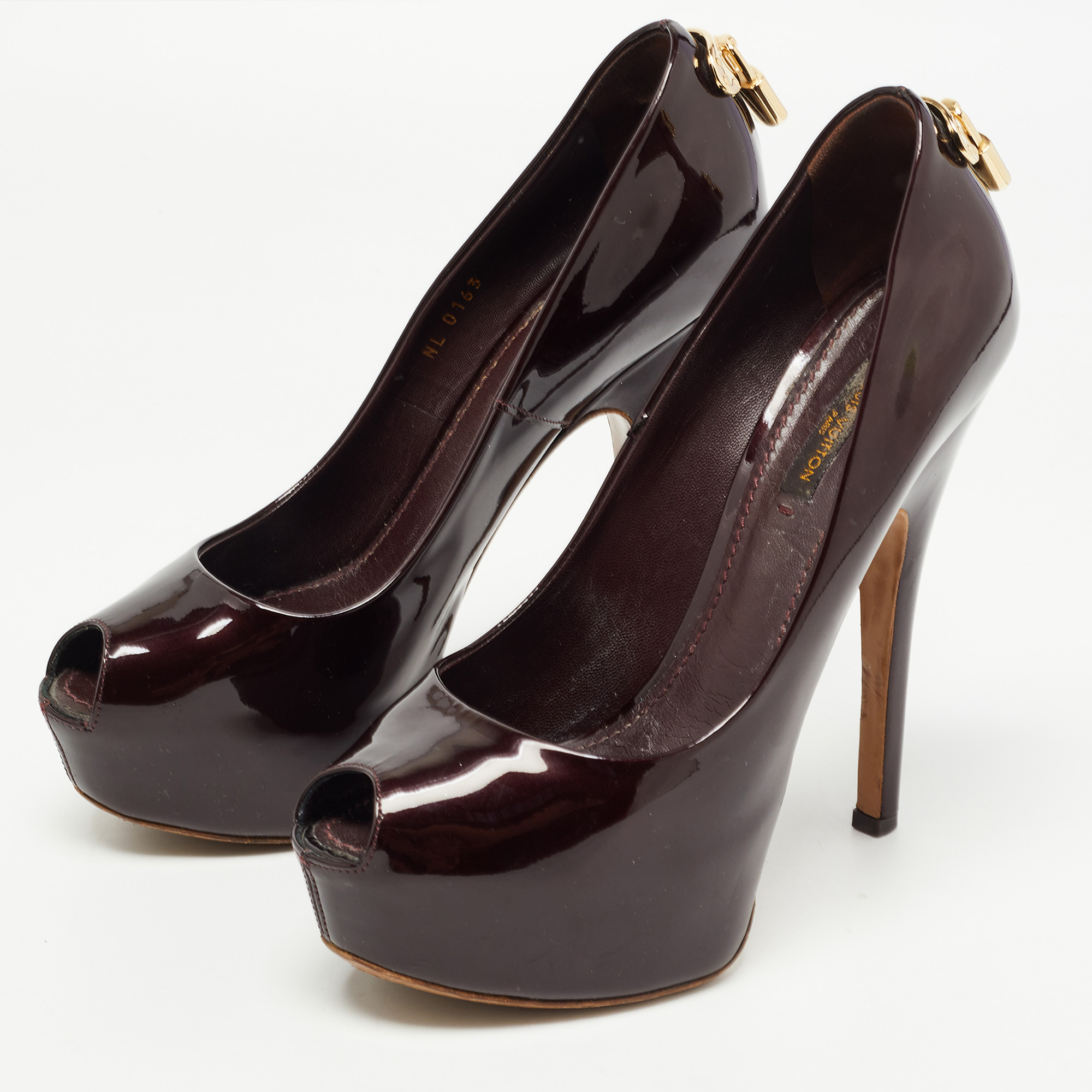 

Louis Vuitton Burgundy Patent Leather Oh Really! Pumps Size