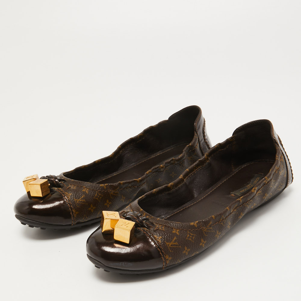 

Louis Vuitton Brown Leather and Monogram Canvas Lovely Scrunch Ballet Flats Size