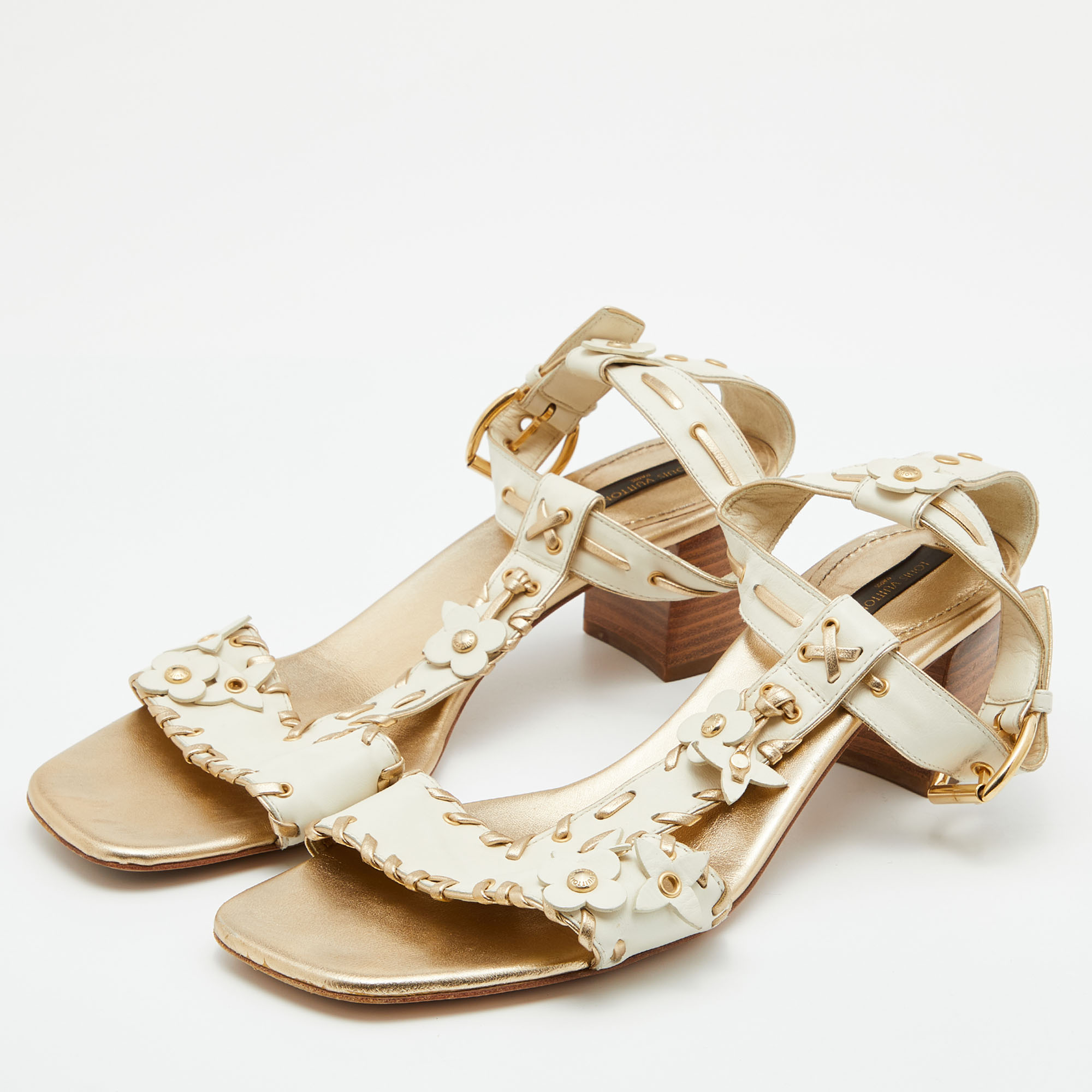 

Louis Vuitton White/Gold Leather T-Strap Sandals Size