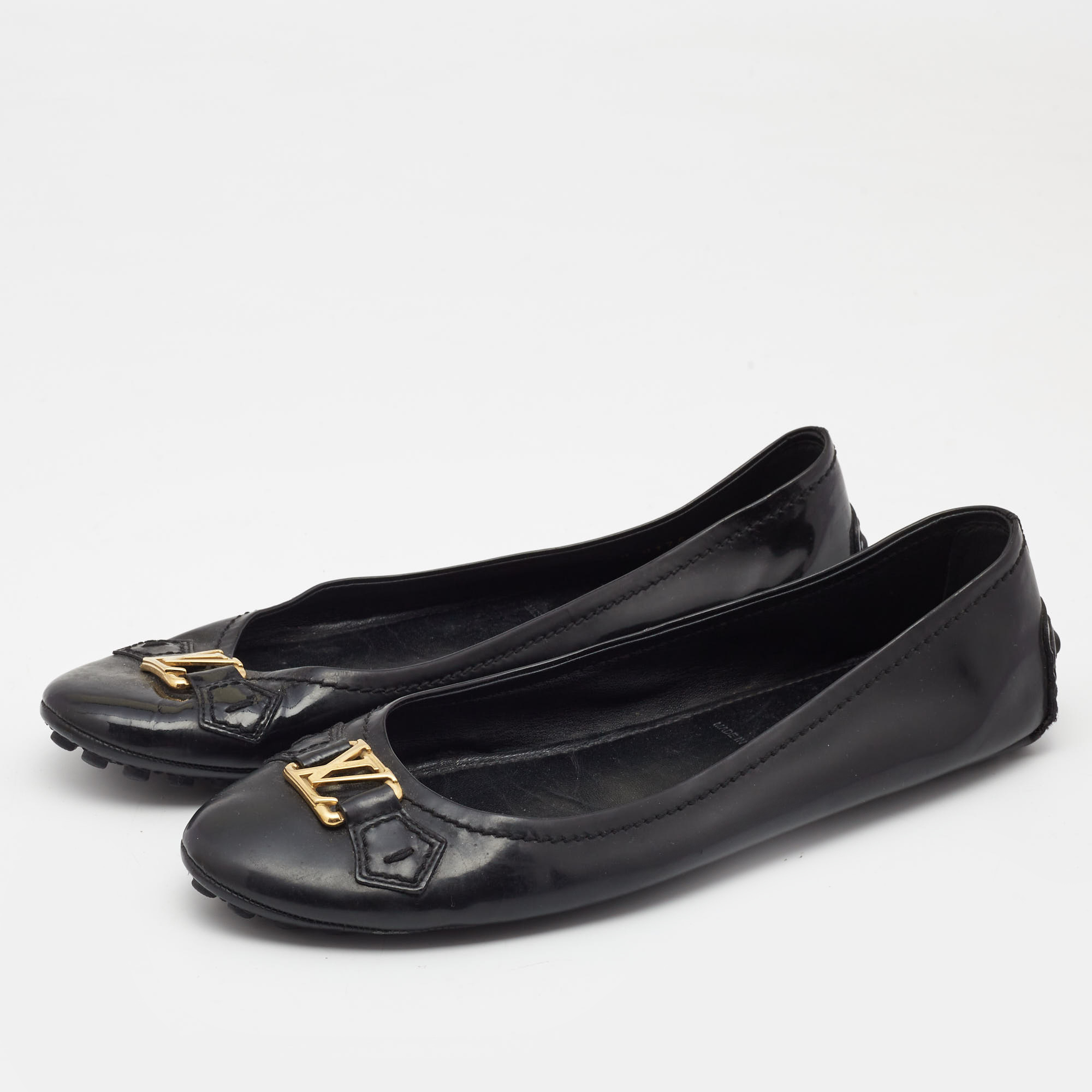 

Louis Vuitton Black Patent Leather Oxford Ballet Flats Size