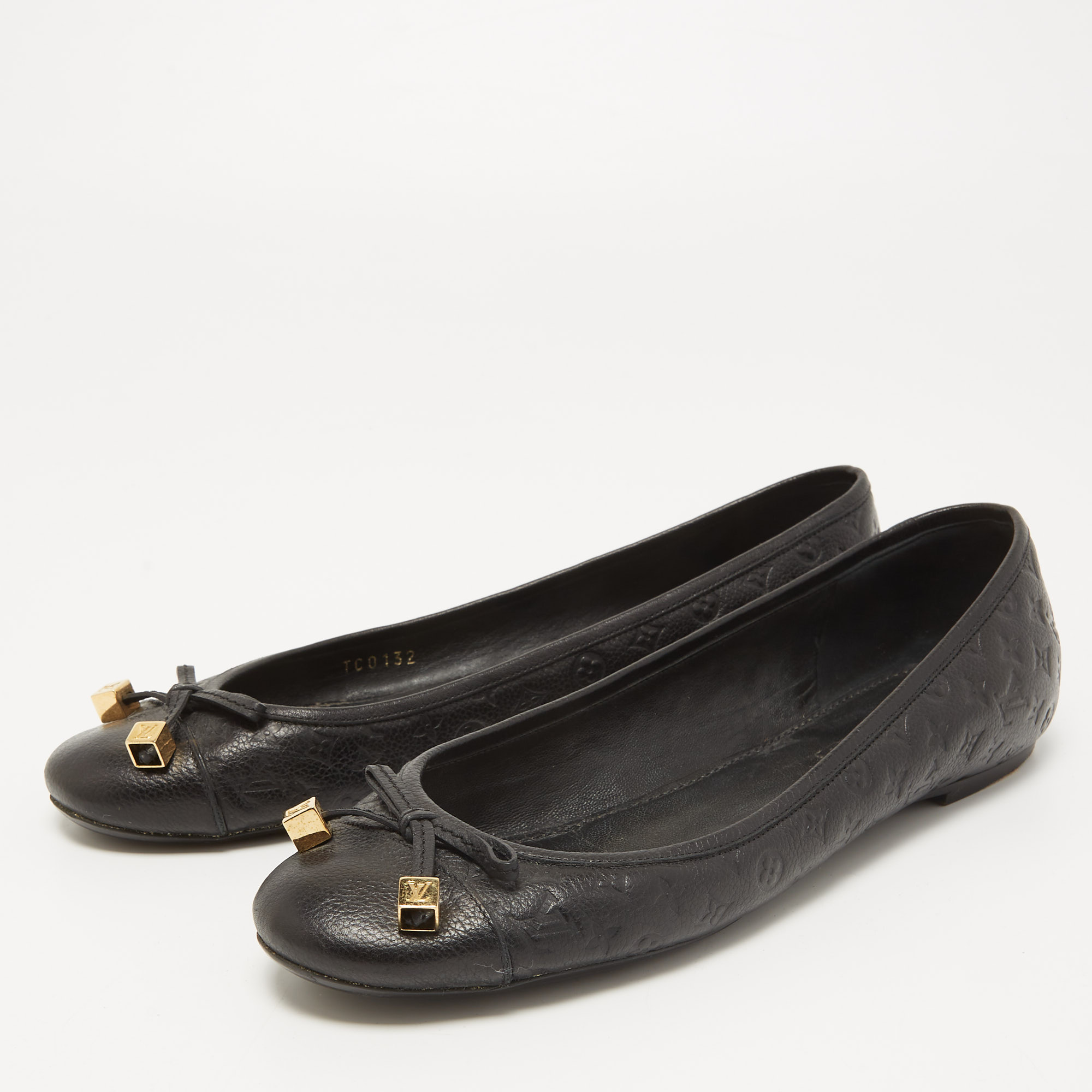 

Louis Vuitton Black Monogram Leather Debbie Bow Ballet Flats Size