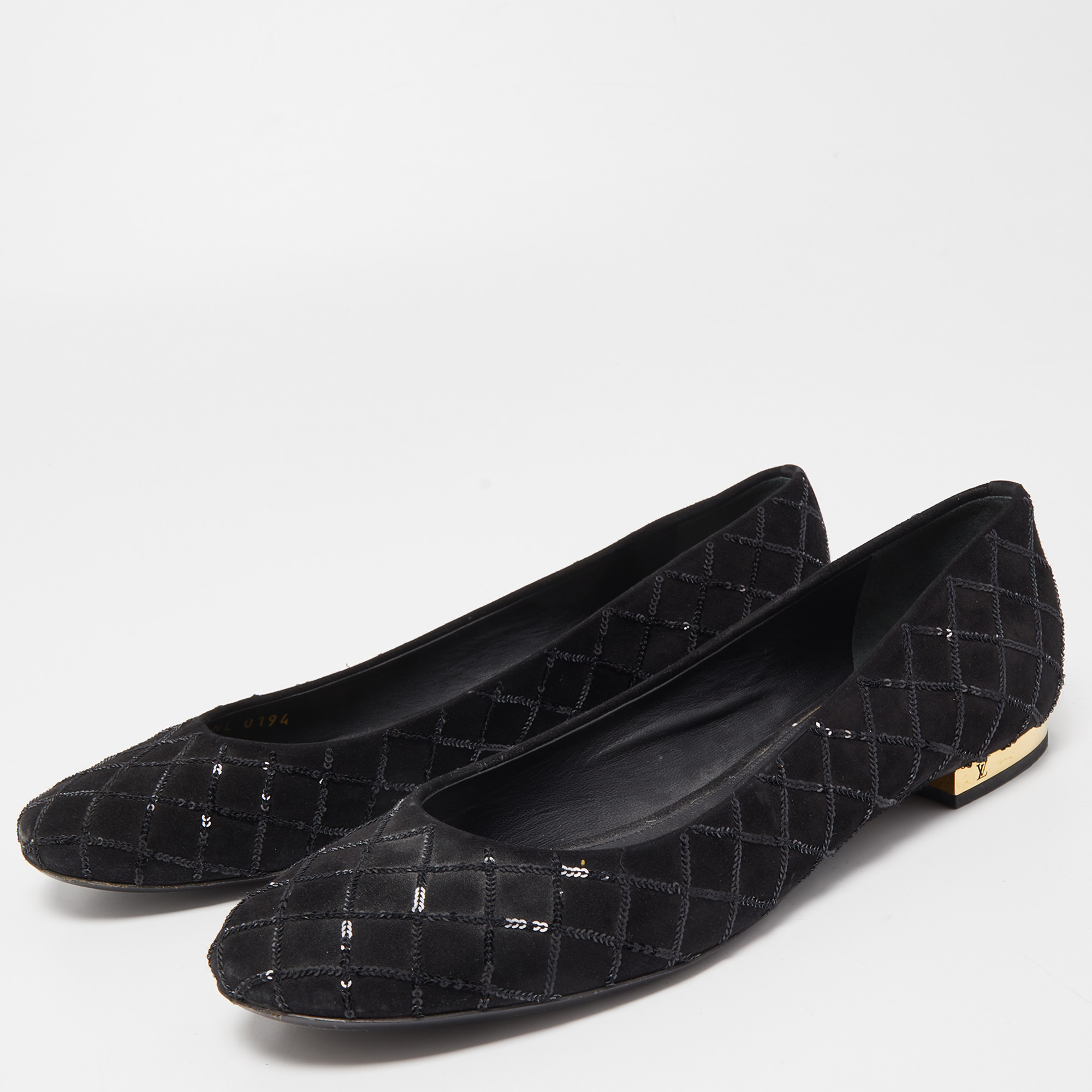 

Louis Vuitton Black Suede Sequins Embellished Ballet Flats Size