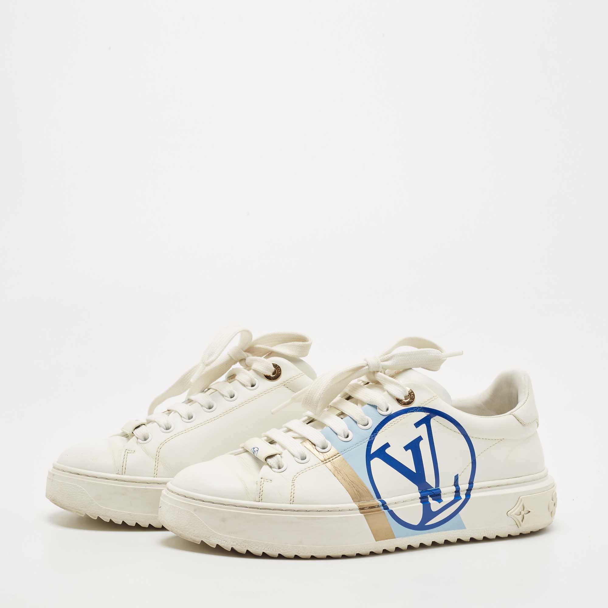

Louis Vuitton White/Blue Leather Time Out Sneakers Size