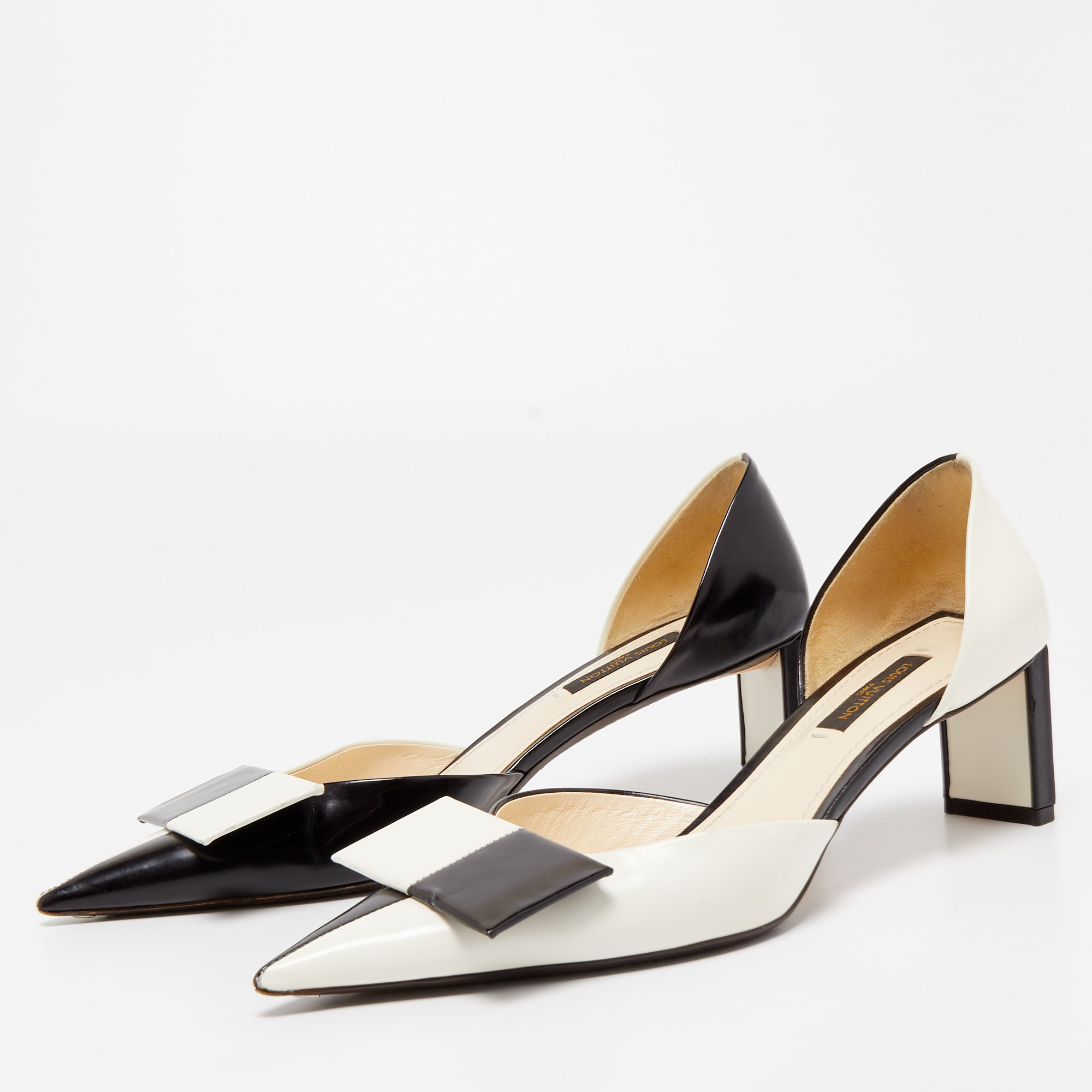

Louis Vuitton Black/White Leather Bow D'orsay Pumps Size