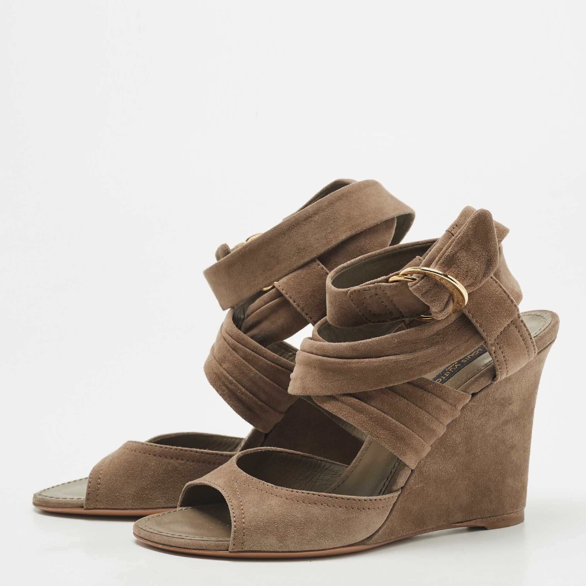 

Louis Vuitton Grey Suede Wedge Ankle Wrap Sandals Size