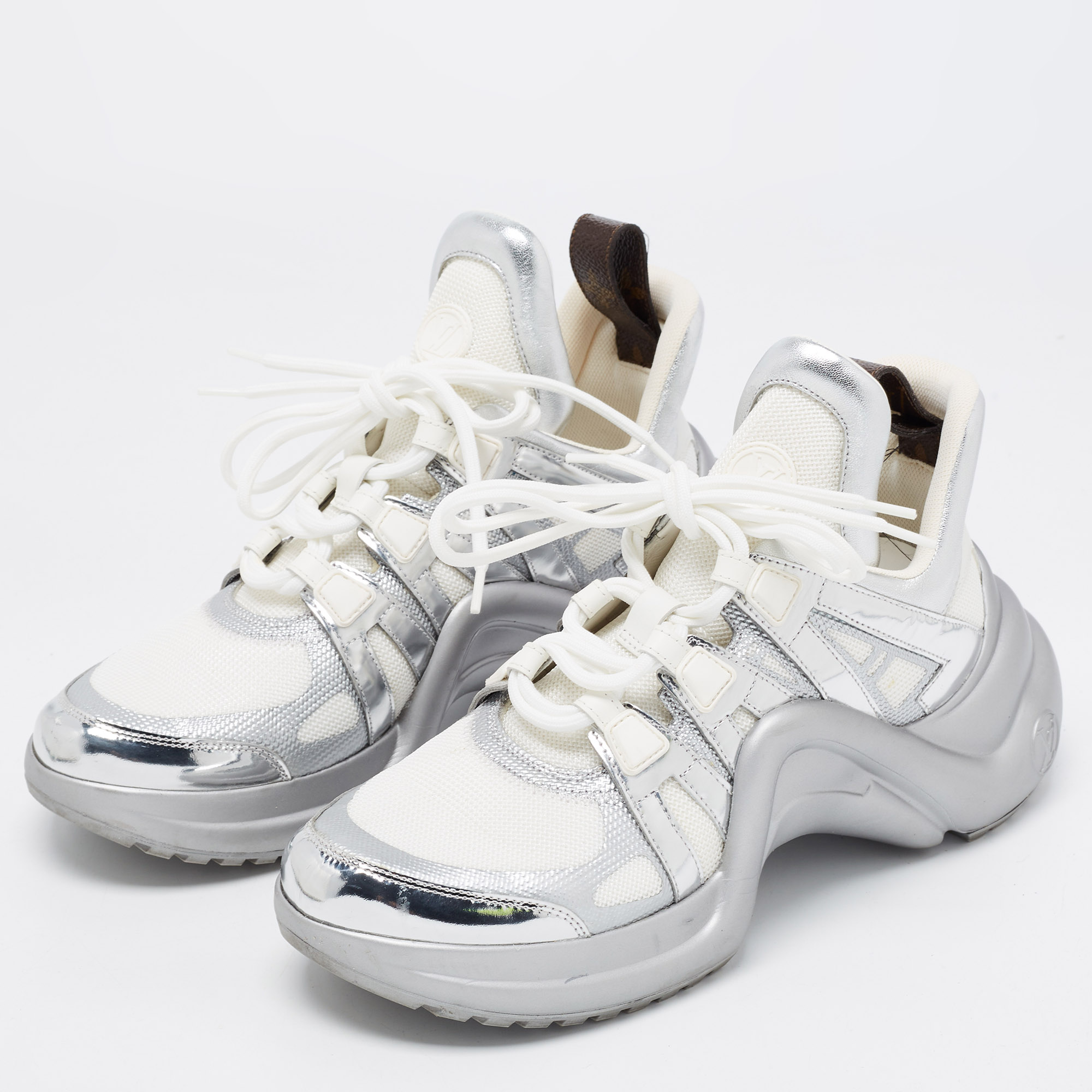 

Louis Vuitton White/Silver Mesh and Leather Archlight Sneakers Size