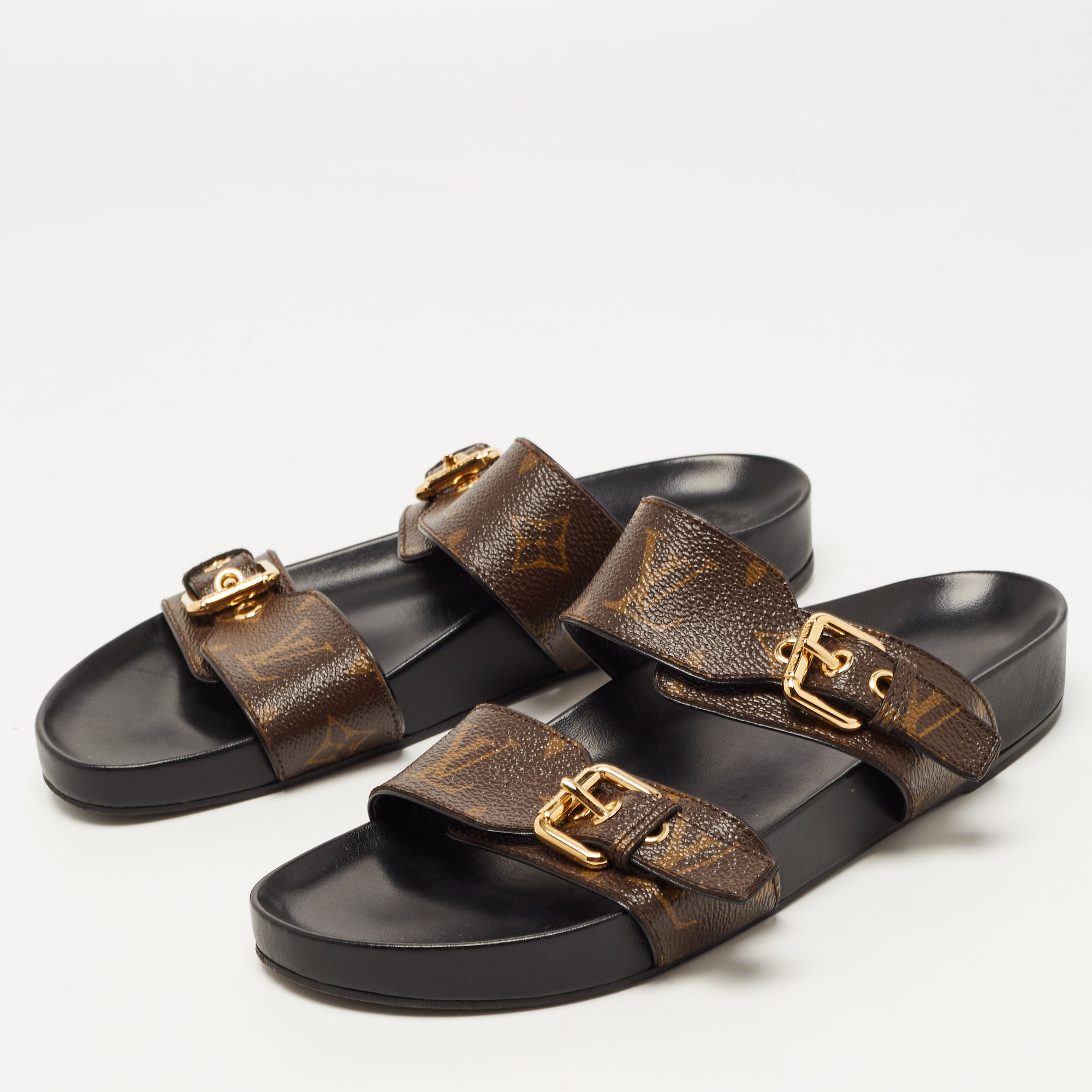 

Louis Vuitton Brown Monogram Coated Canvas Bom Dia Flat Slides Size