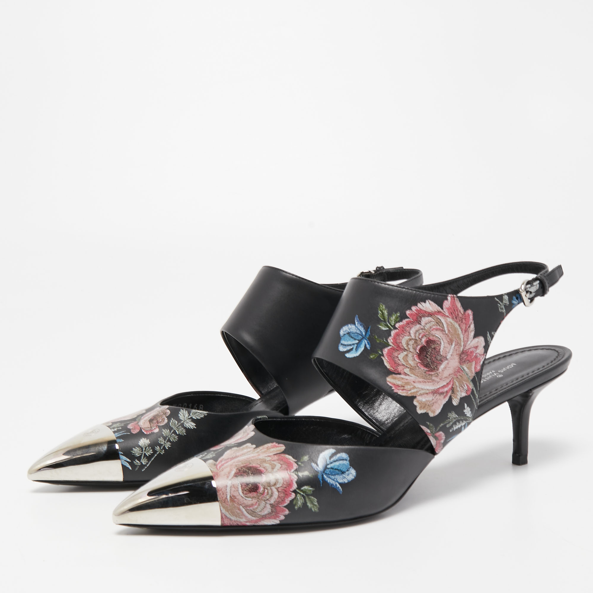 

Louis Vuitton Black Leather Printed Flower Metal Cap Toe Slingback Pumps Size