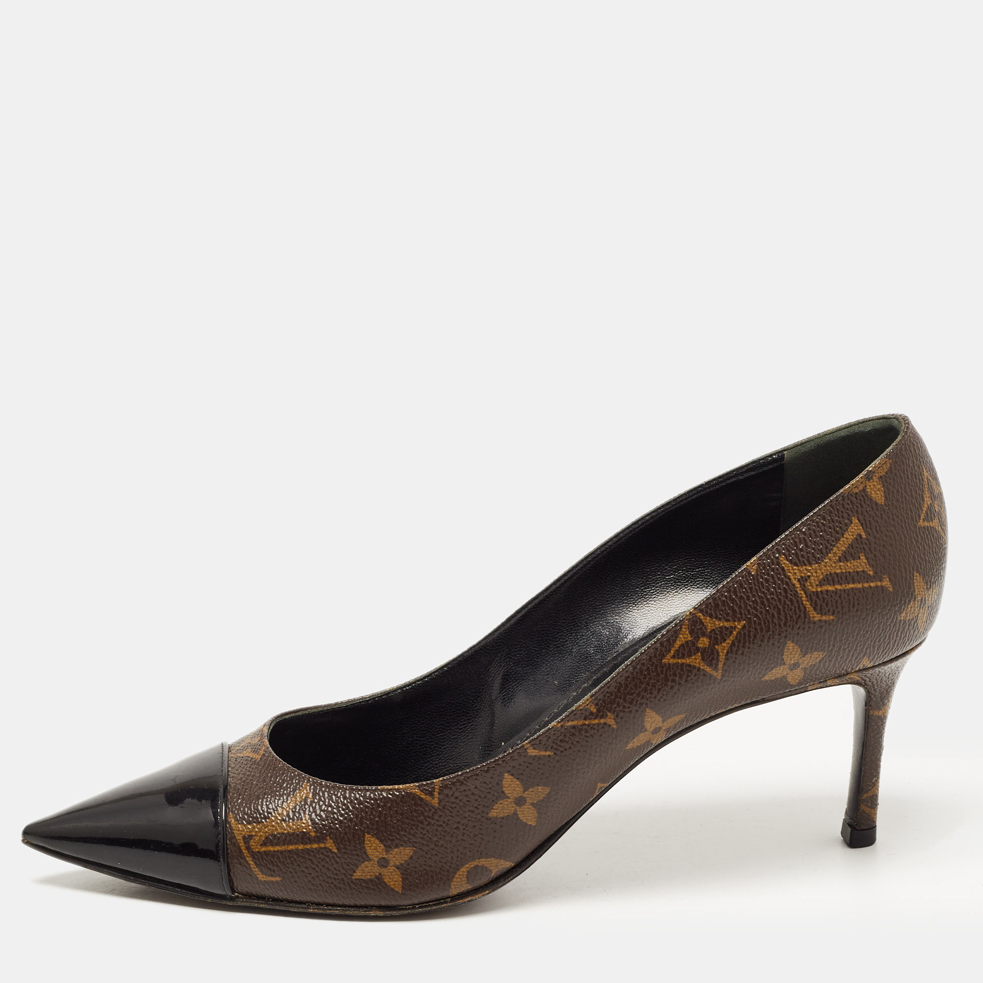 Women :: Shoes :: Heels :: Louis Vuitton Black Pumps - The Real Luxury