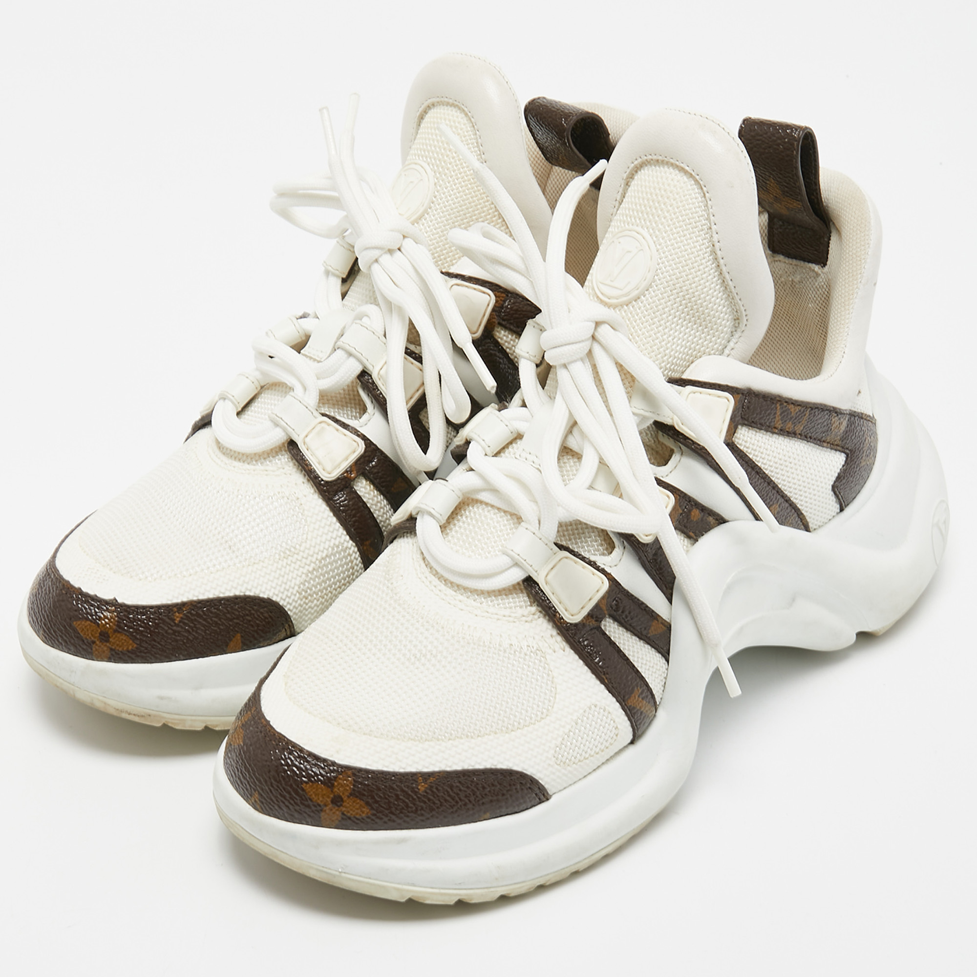 

Louis Vuitton Off-White/Brown Mesh and Monogram Coated Canvas Archlight Low-Top Sneakers Size