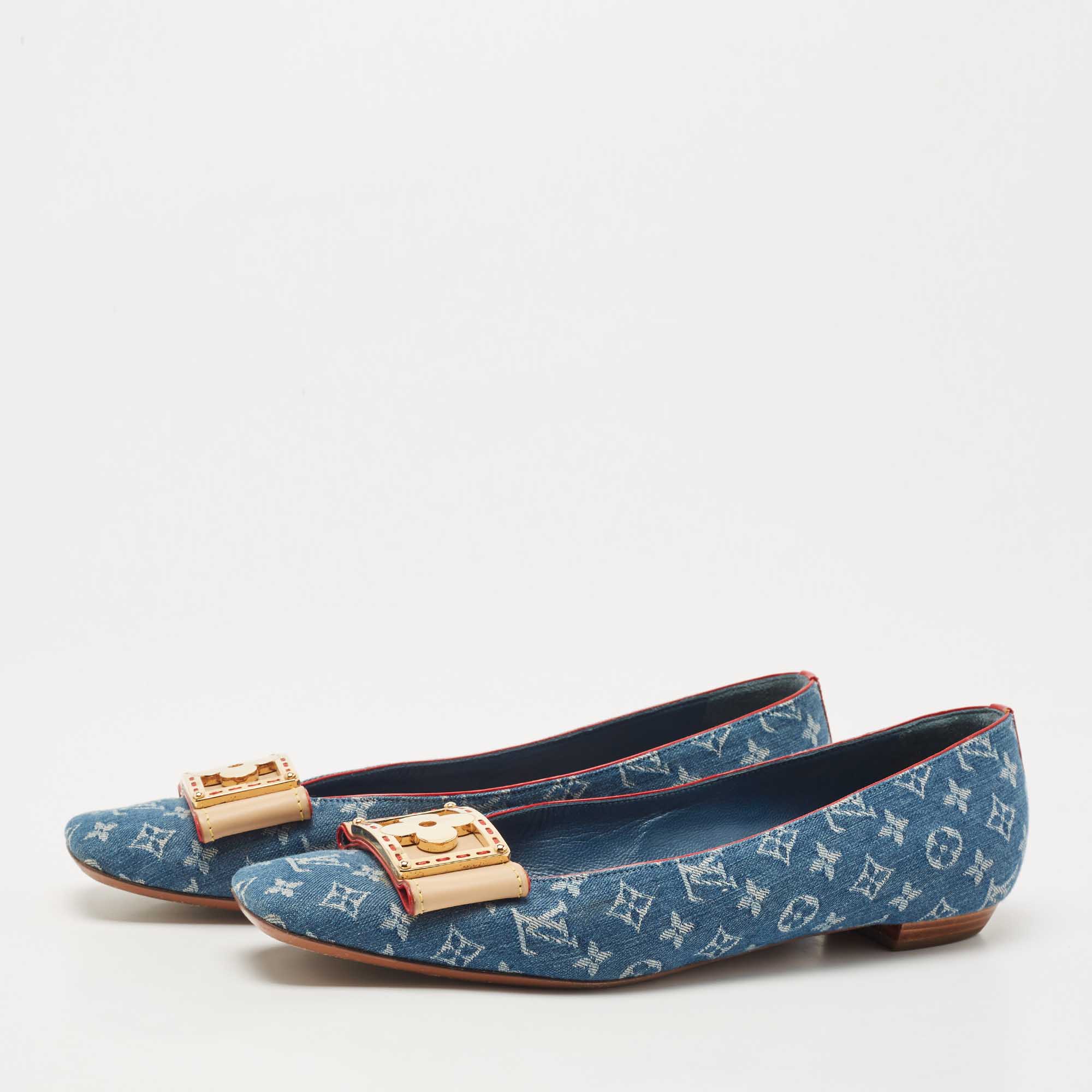 

Louis Vuitton Blue Monogram Denim Ballet Flats Size