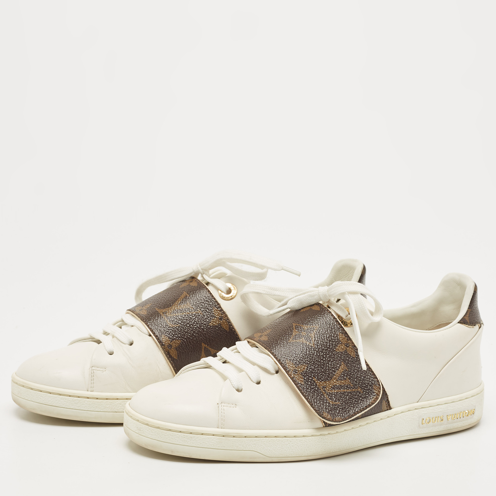 

Louis Vuitton White Leather and Monogram Canvas Frontrow Sneakers Size