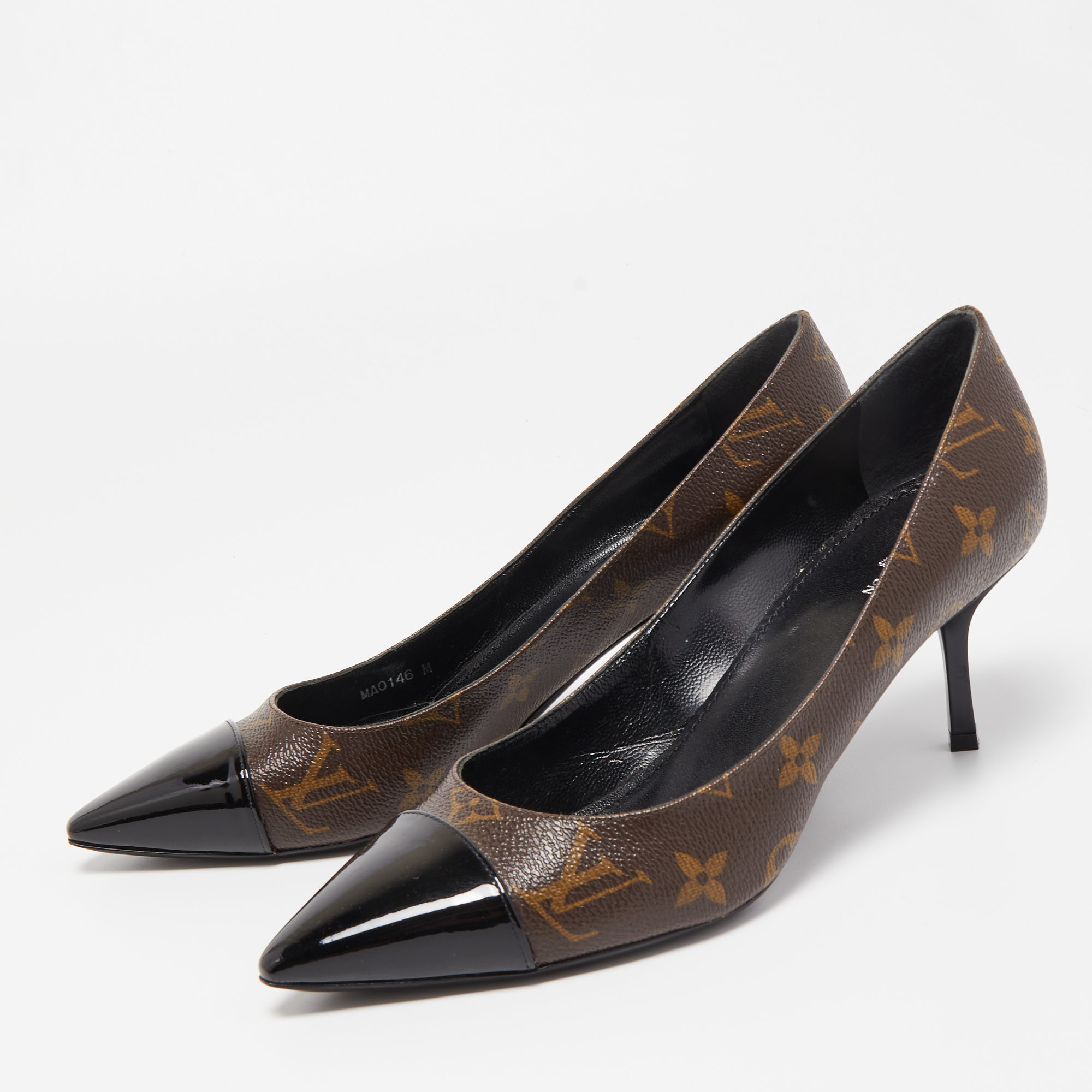 

Louis Vuitton Brown/Black Patent Leather and Monogram Canvas Fetish Pointed Toe Pumps Size